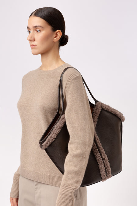 CALELLA CURLY SHEARLING TRIMS - Leather Tote Bag