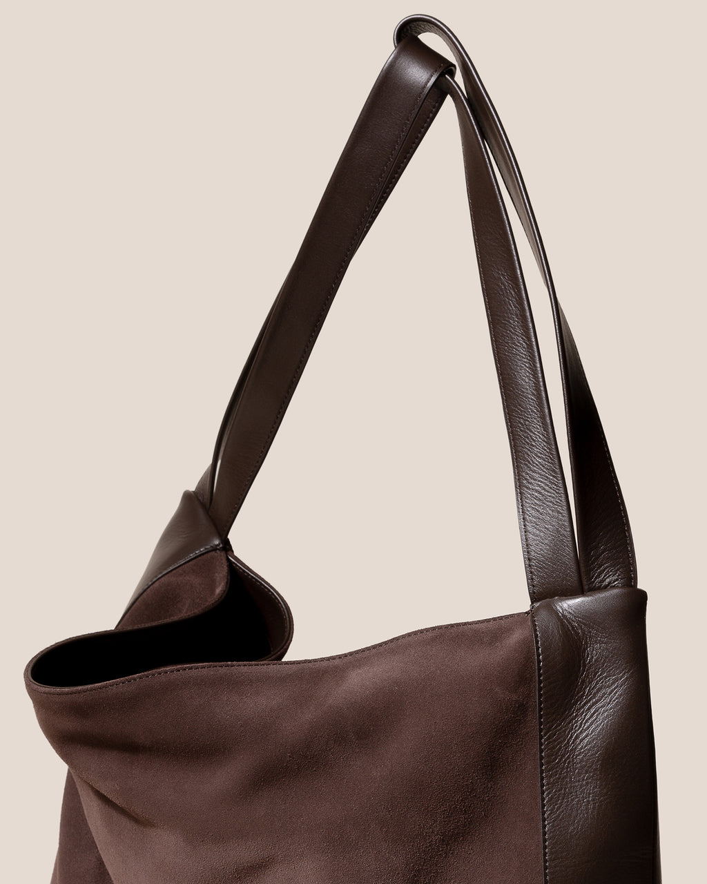 CADOR SUEDE - Slouchy Shoulder Bag