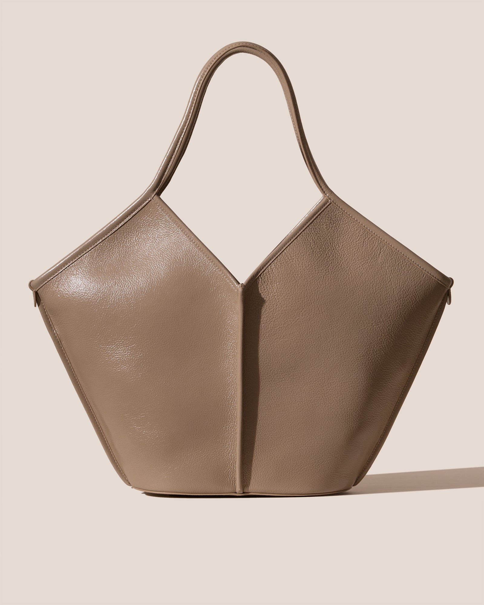 CALELLA DISTRESSED - Leather Tote Bag