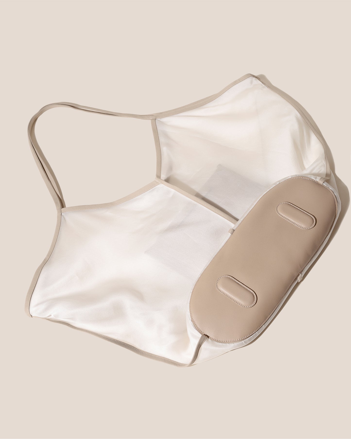 CALELLA R LARGE - Silk Tote Bag