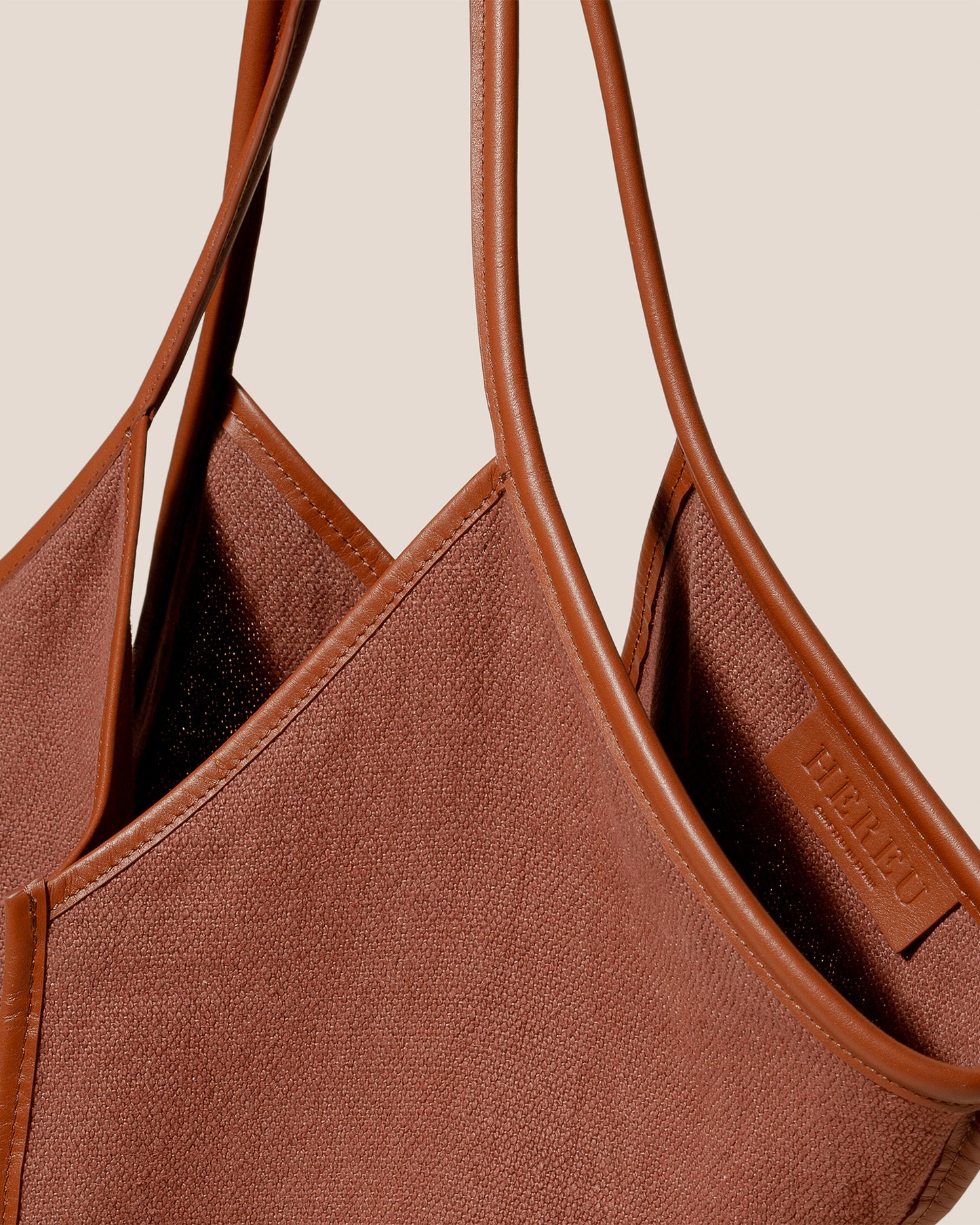 CALELLA SOFT LINEN - Leather-trimmed Tote Bag