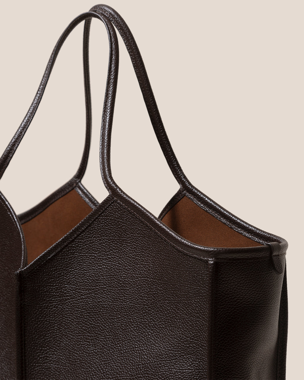 CALELLA SQUARED MEDIUM GRAINY - Leather-trimmed Tote Bag