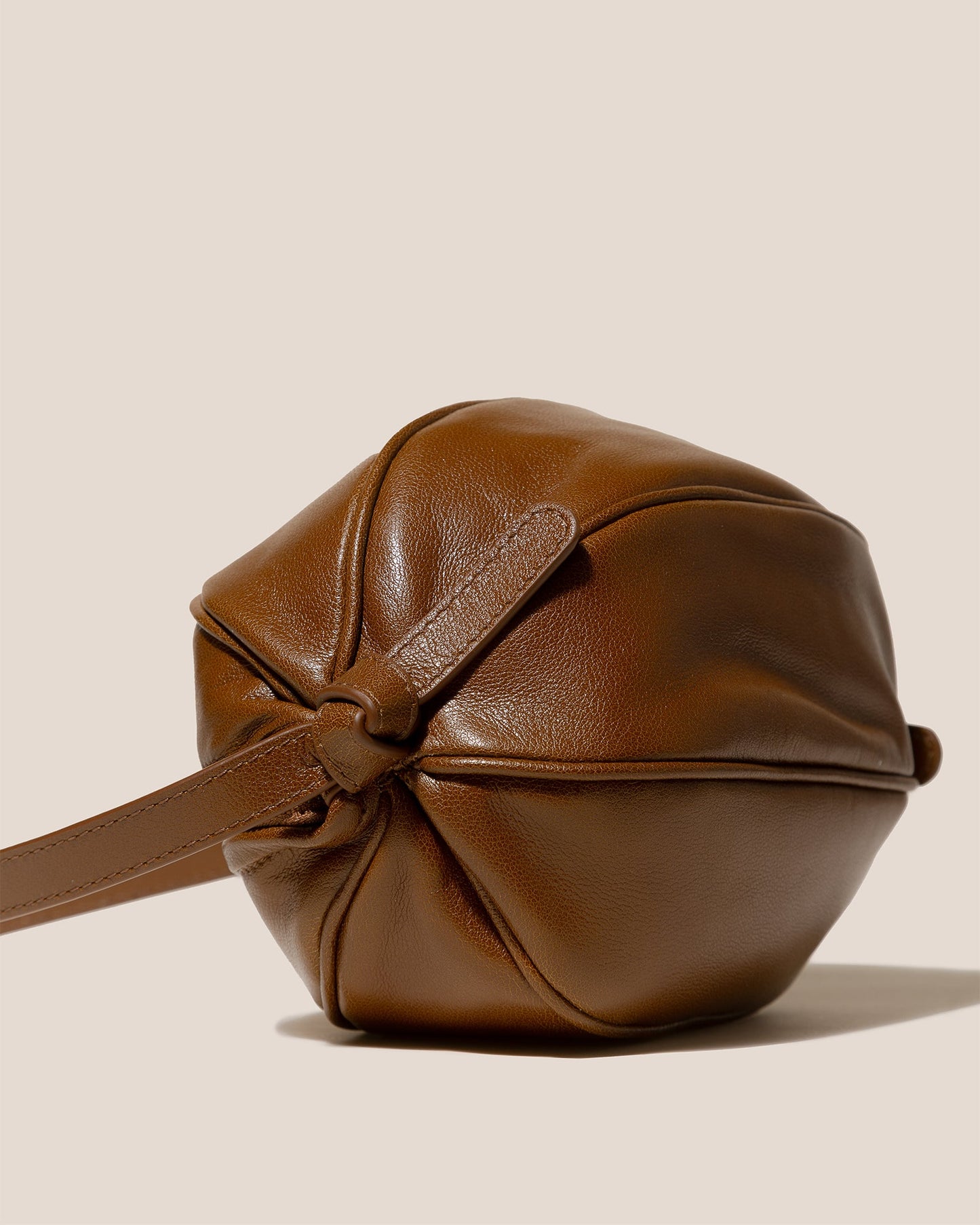 BOYA SHINY - Ball-Shaped Crossbody Bag