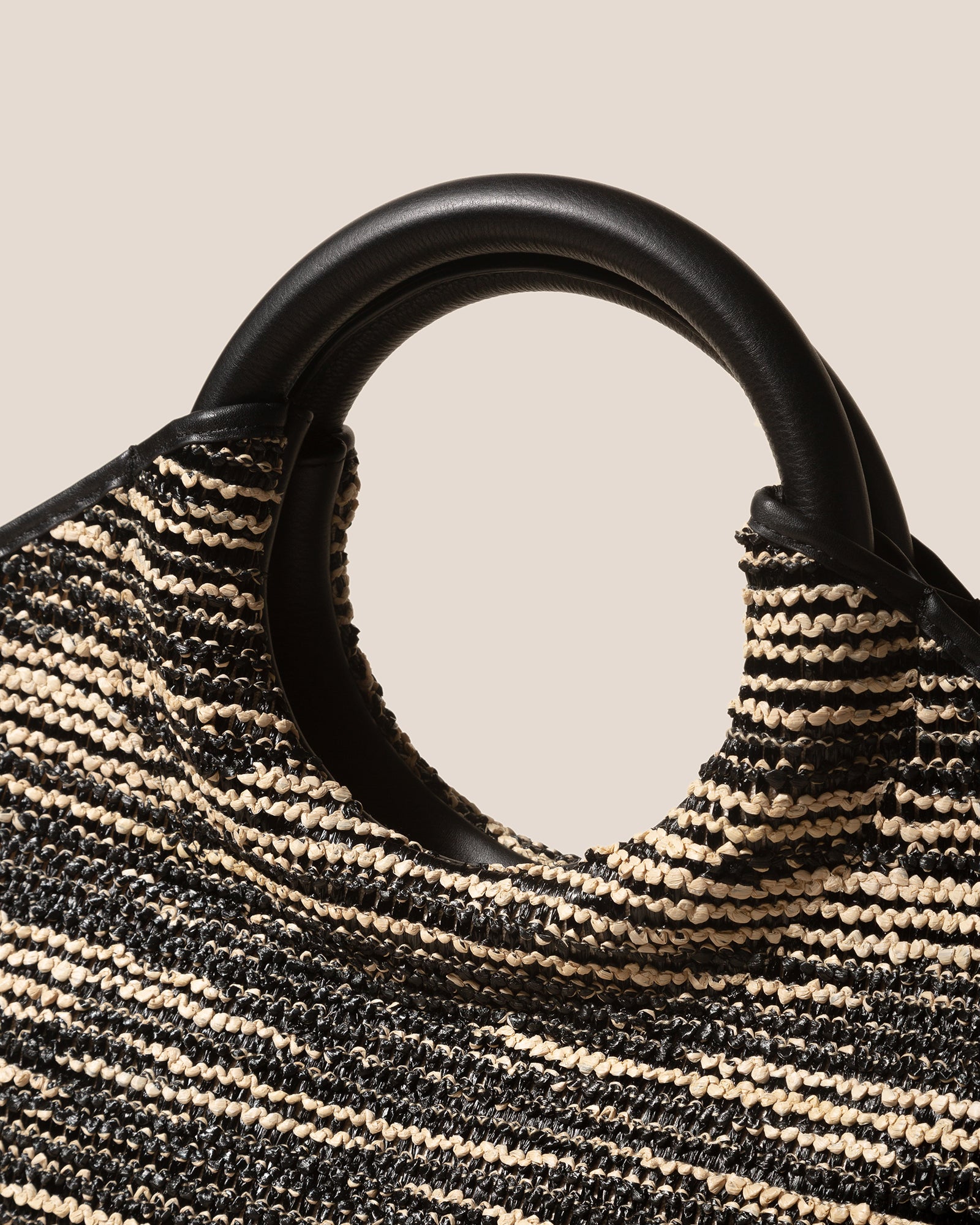 ★HEREU★ Mini Color Tote Bag Beige Black WBS21CAMI001 Tote Bags Women – Hereu Studio