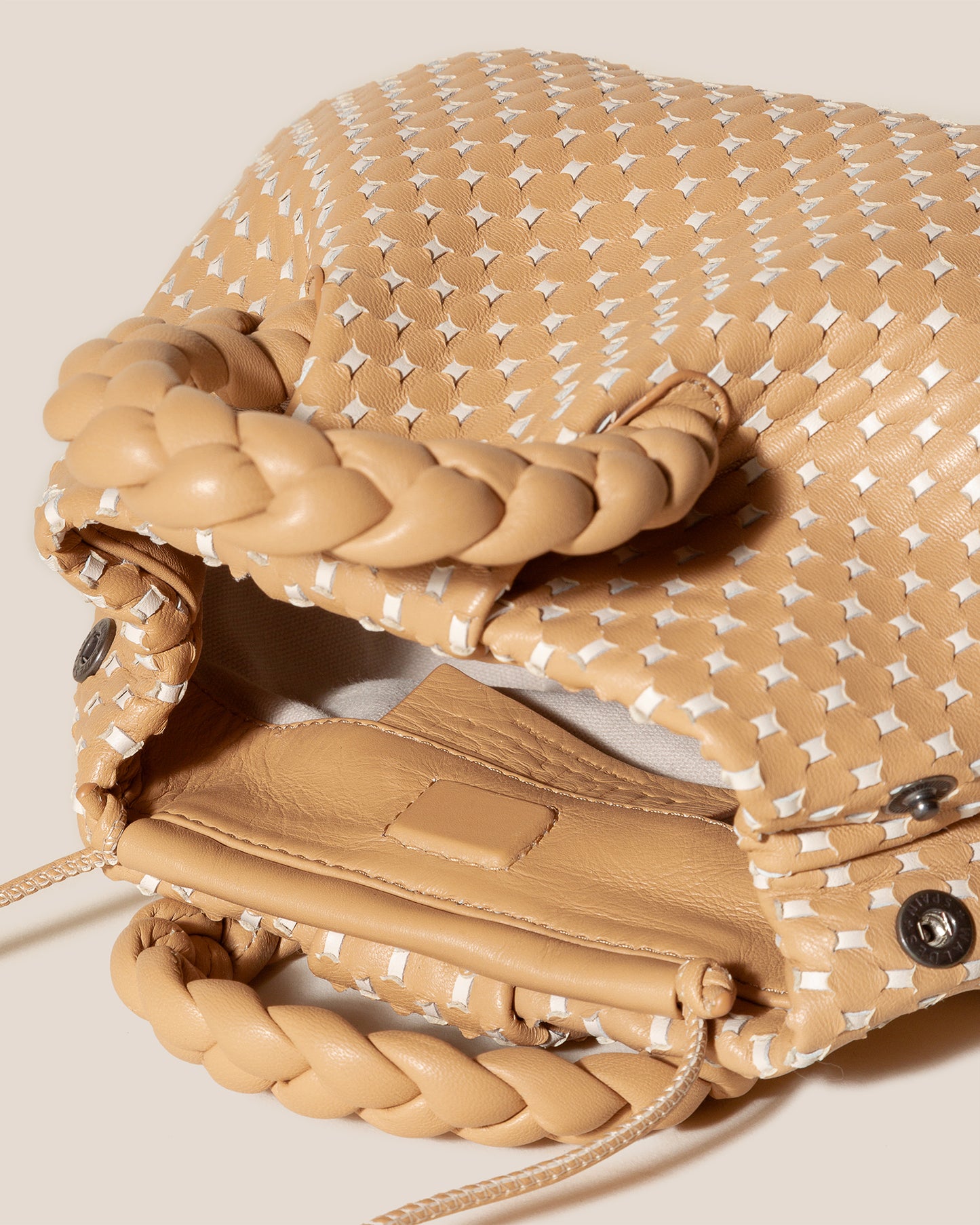 BOMBON MINI PURSE - Plaited-Handle Leather Keychain Purse – Hereu