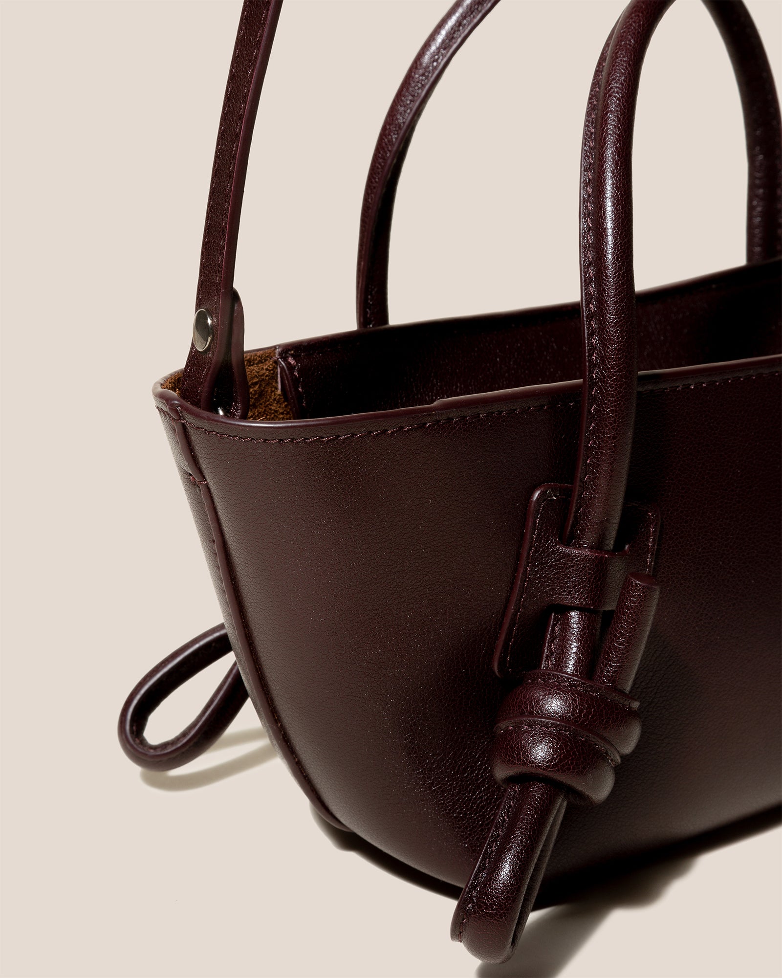 HEREU: Brown Fleca Bag