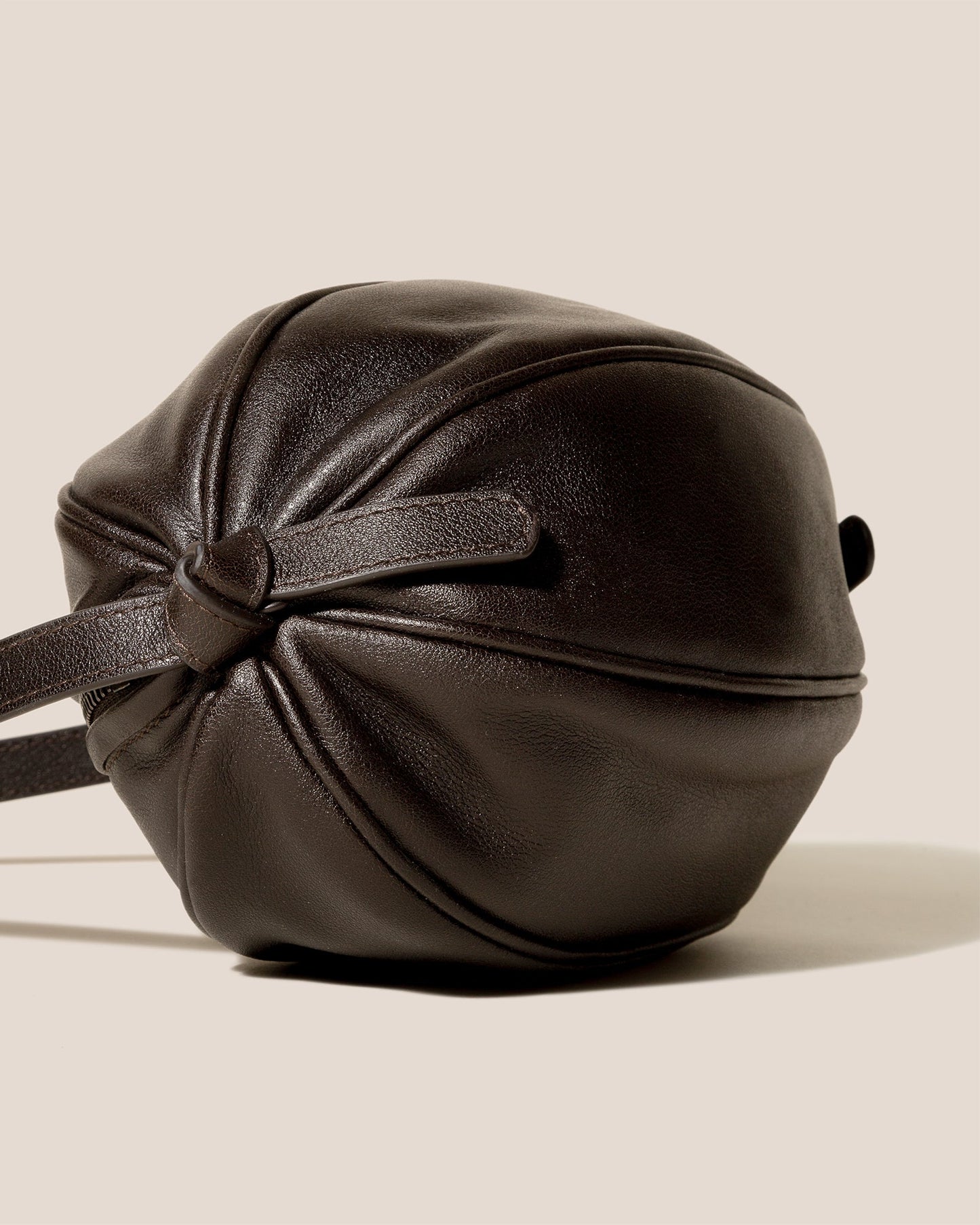 BOYA SHINY - Ball-Shaped Crossbody Bag