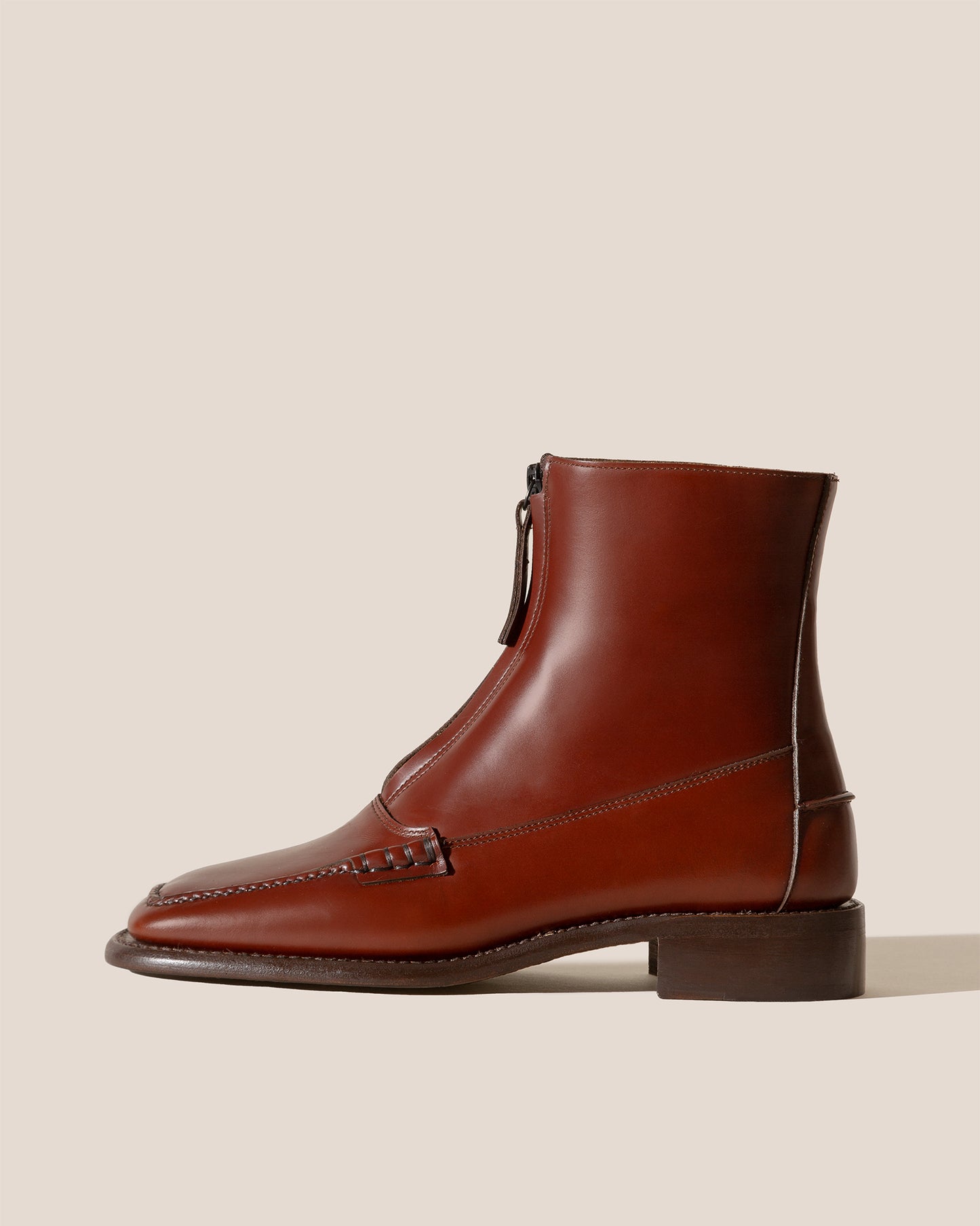 MALLERA - Square-Toe Low Zip Boot