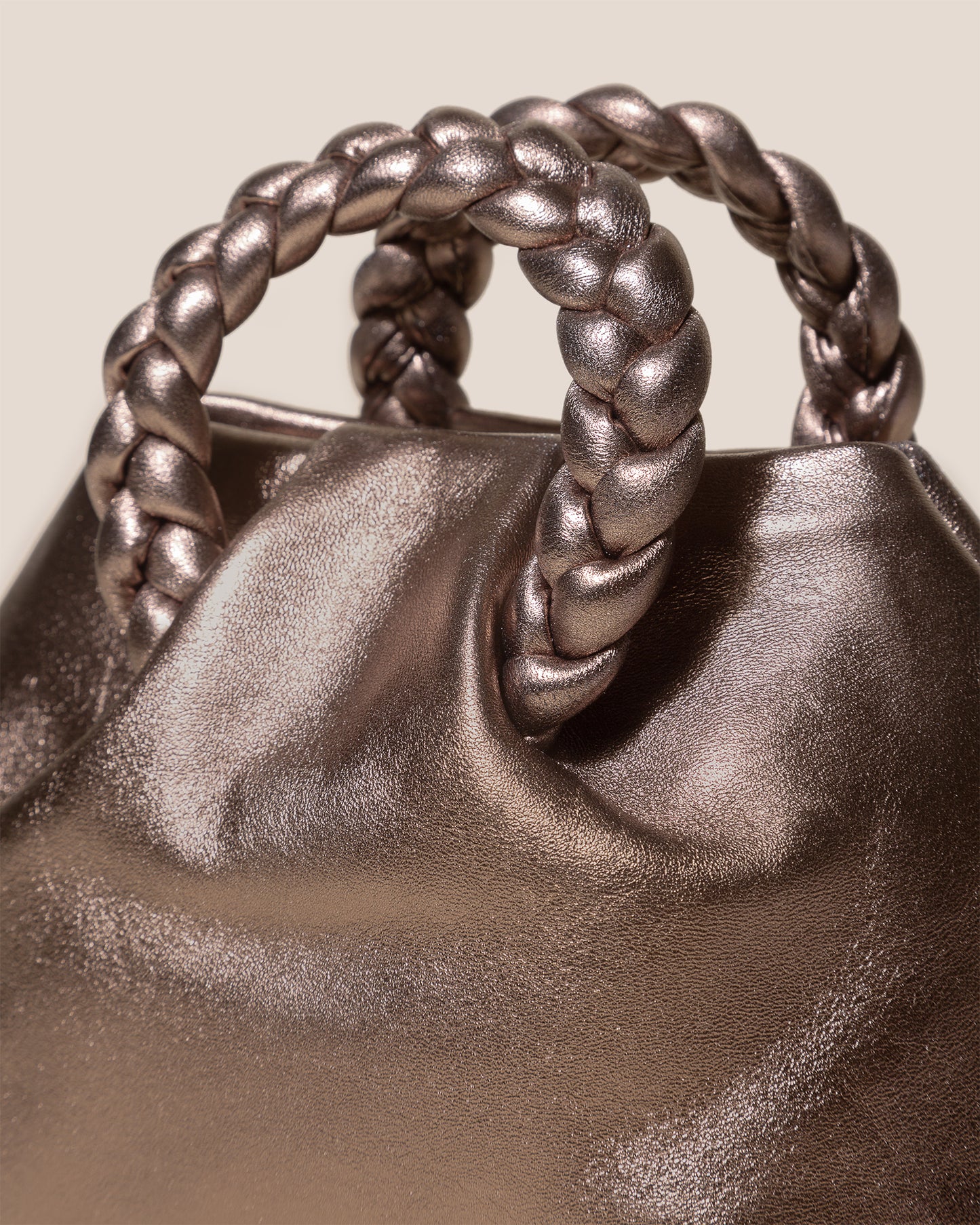 BOMBON CRINKLED GLOSSY - Small Plaited-handle Leather Crossbody Bag – Hereu  Studio