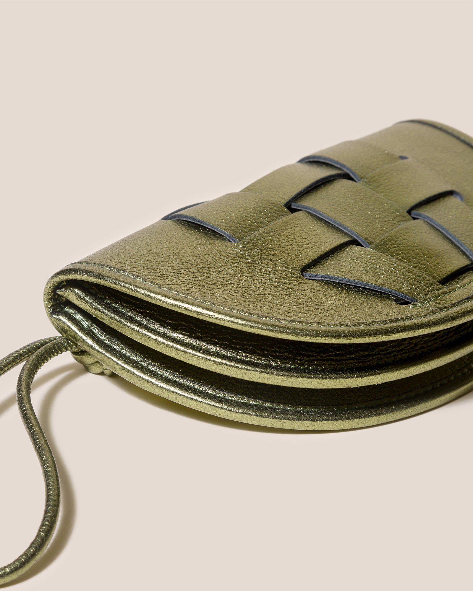 LLUNA NOVA - Interwoven Front Detail Crossbody Bag – Hereu Studio