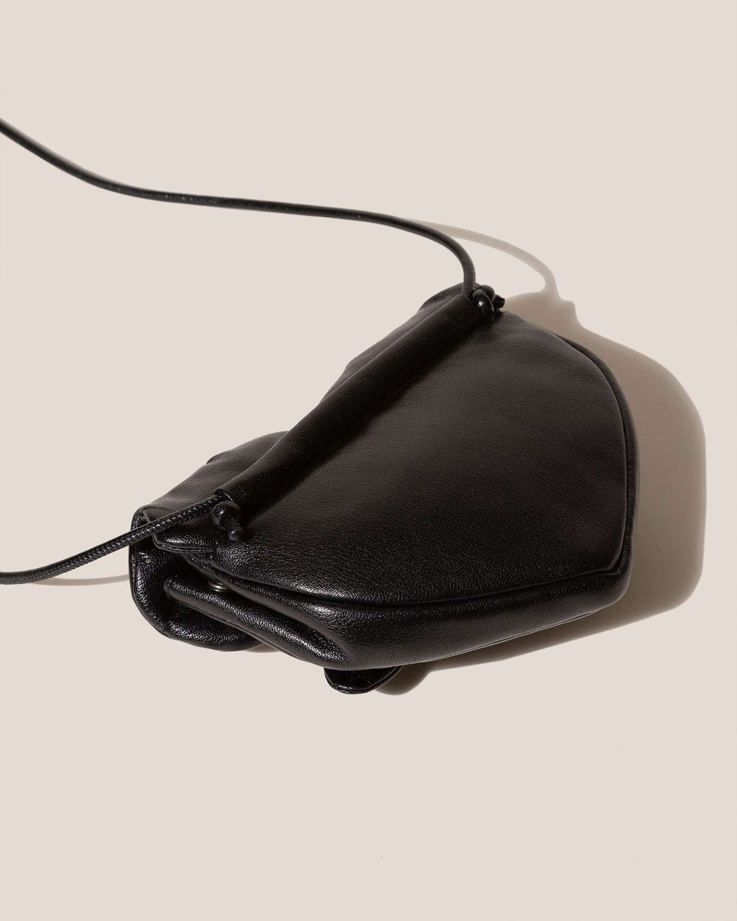 CORET - Heart-Shaped Crossbody Bag