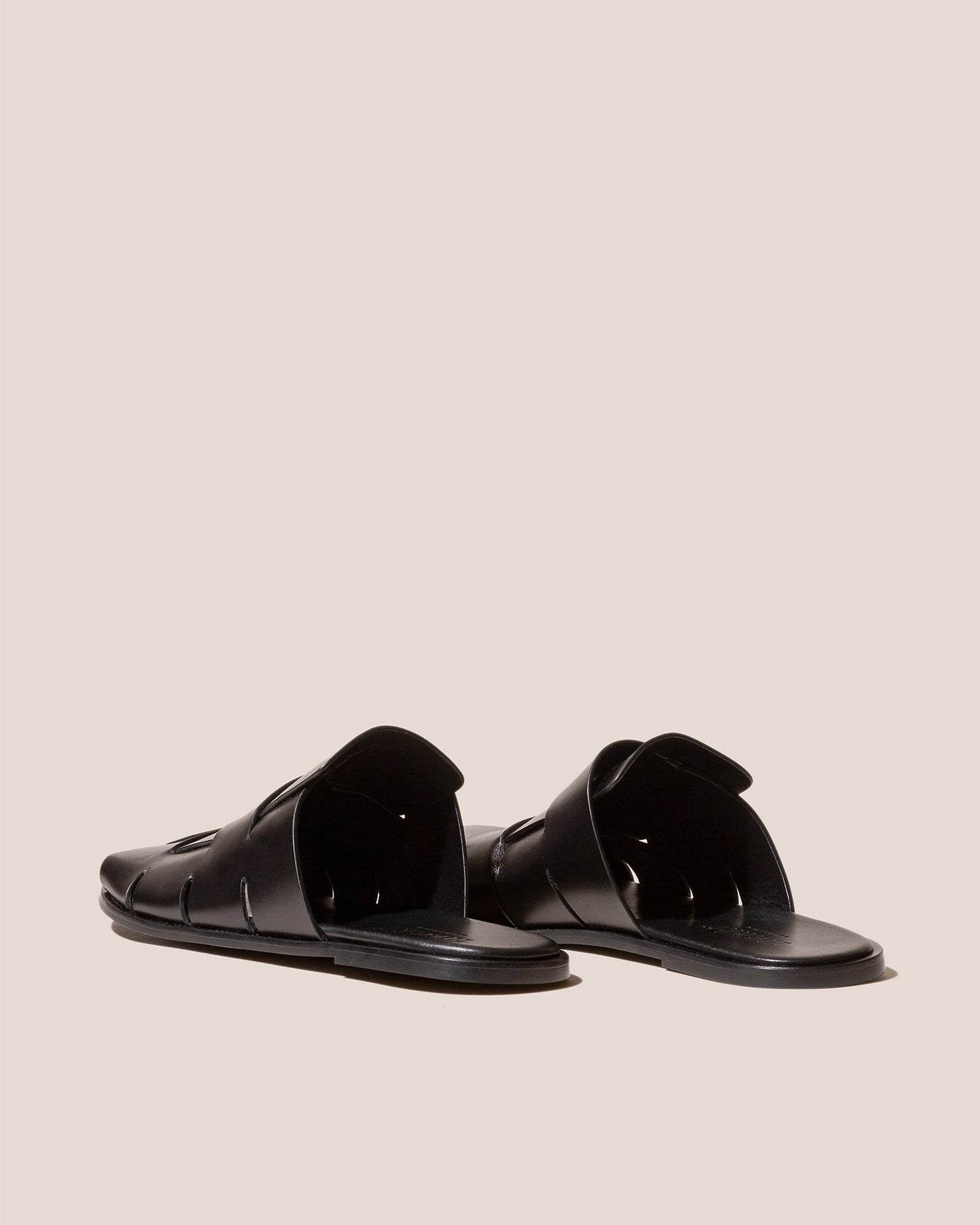 DIRA SLIM - Men's Interwoven Mule