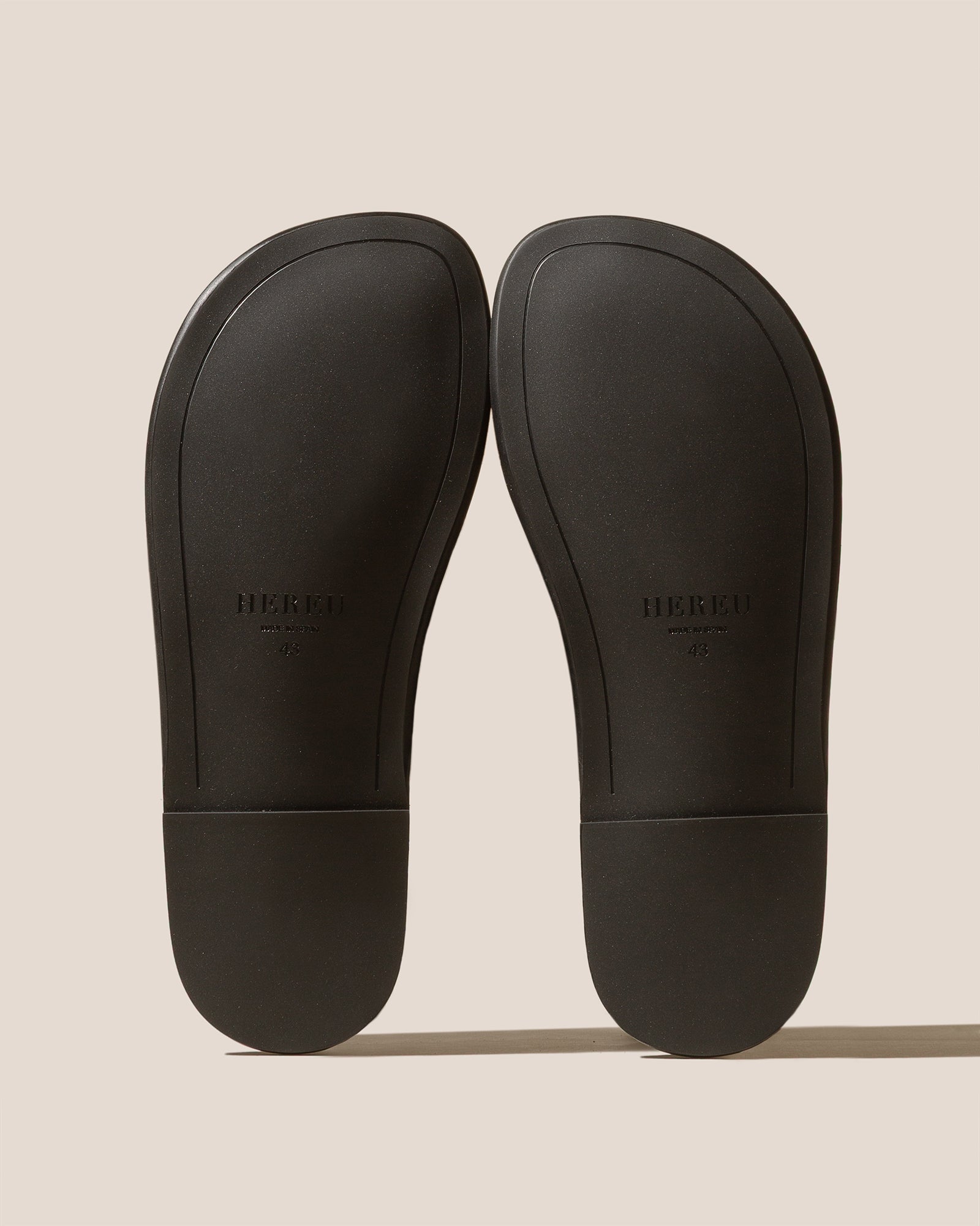 DIRA SLIM - Men's Interwoven Mule – Hereu Studio