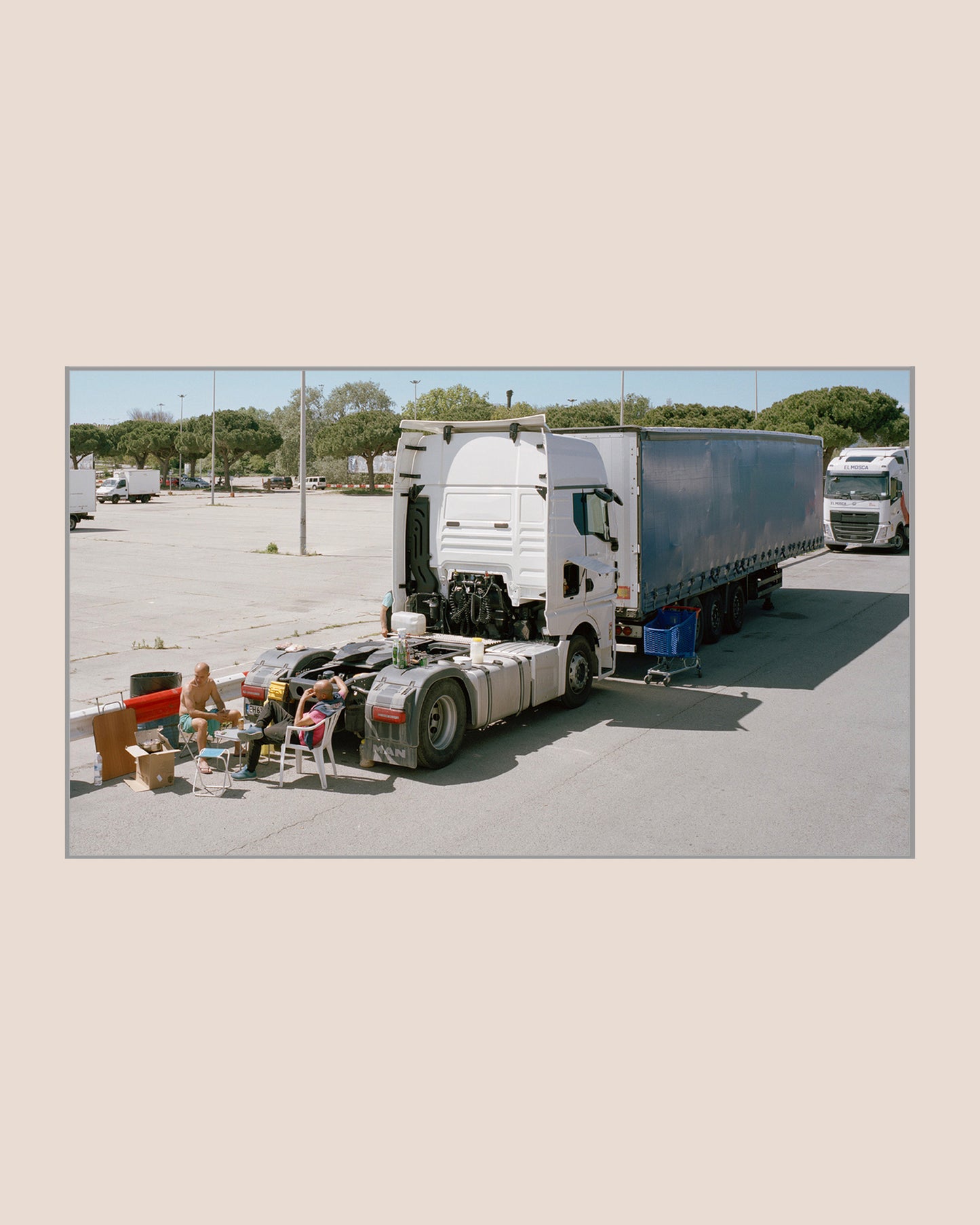 SUNDAY MORNING - Txema Salvans Book