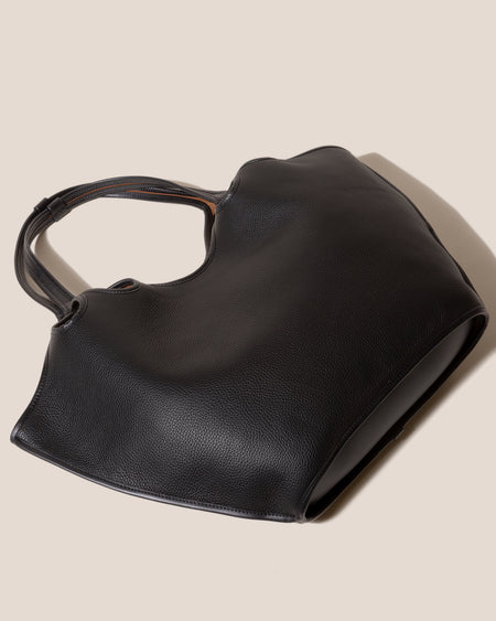 ESCALA GRAINY LEATHER - Cut-Out Tote Bag