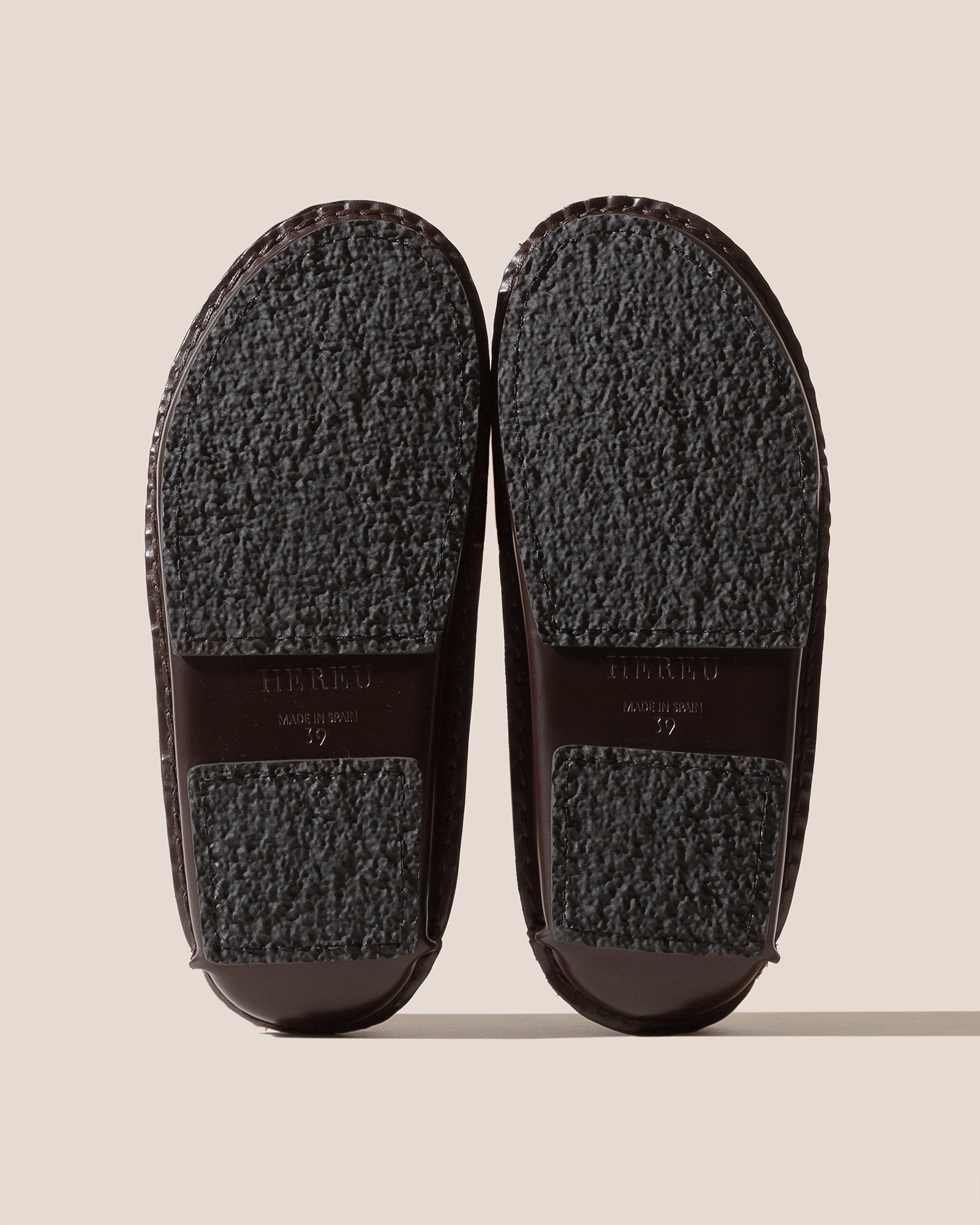 CARGOL SHEARLING - Whipstitched Slingback Clog – Hereu Studio CARGOL SHEARLING - Whipstitched Slingback Clog – Hereu Studio