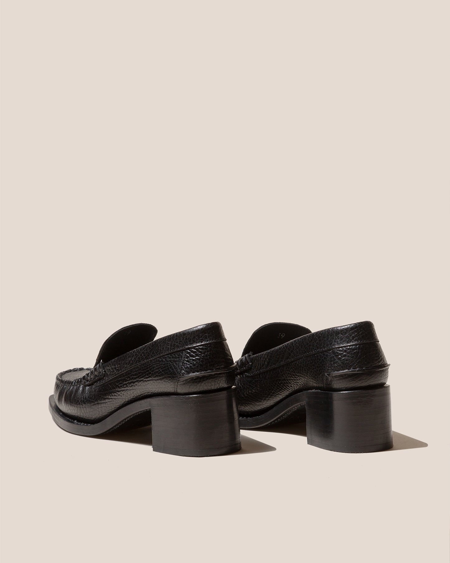 SINEU HEELED GRAINY - Interlaced Detail Slip-On Loafer