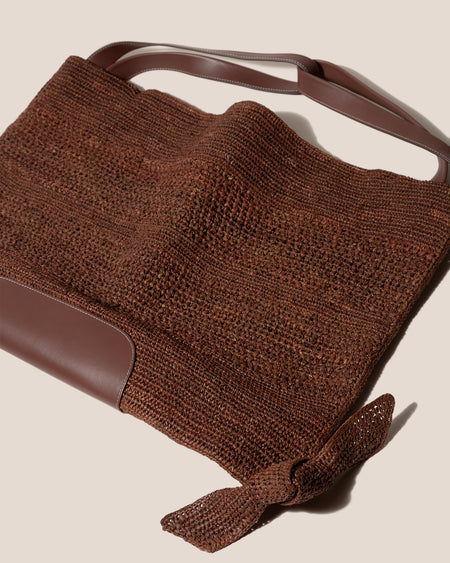 CADOR - Slouchy Crocheted Raffia Shoulder Bag