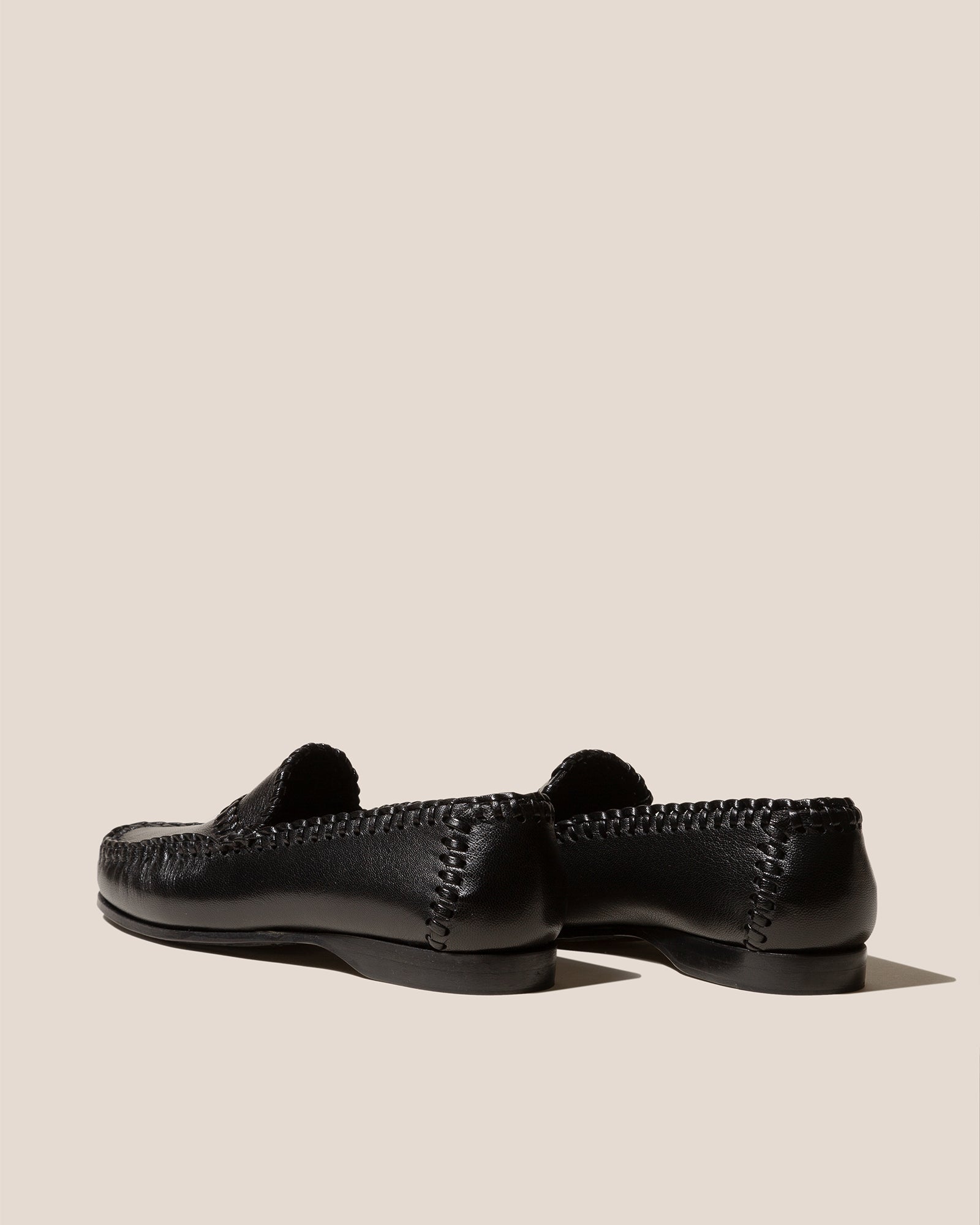 SASTRE SUPPLE SHINY - Braided Seam Slip-On Loafer