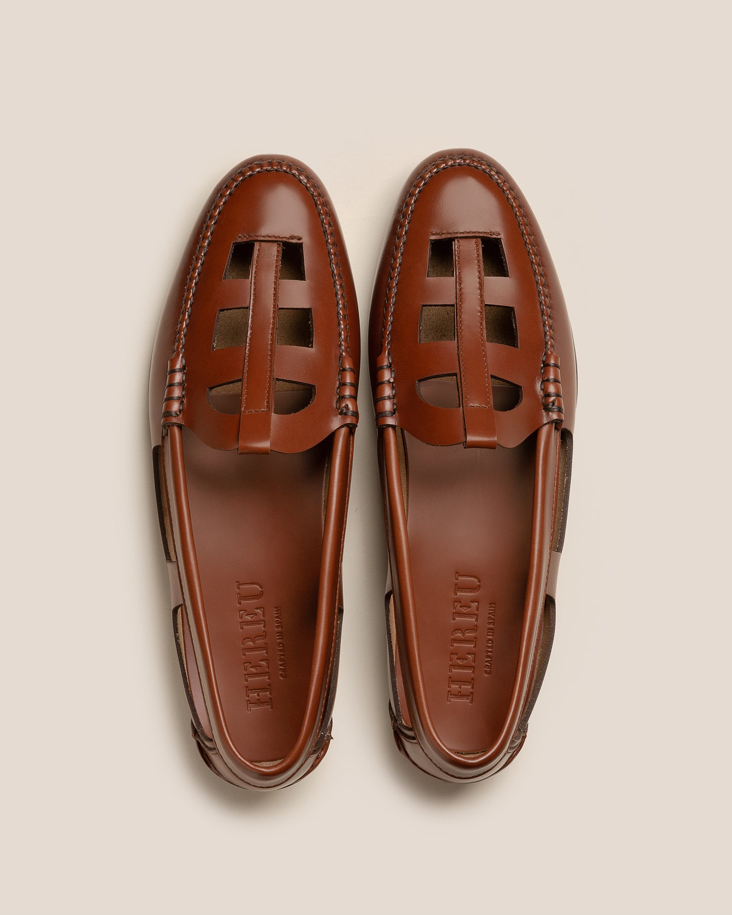 ALLINA - Cut-Out Slip-On Loafer