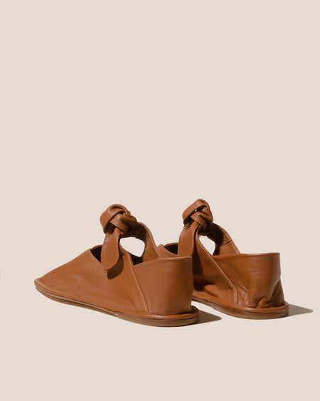 LLASADA - Front-Knot Pump