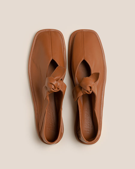 LLASADA - Front-Knot Pump