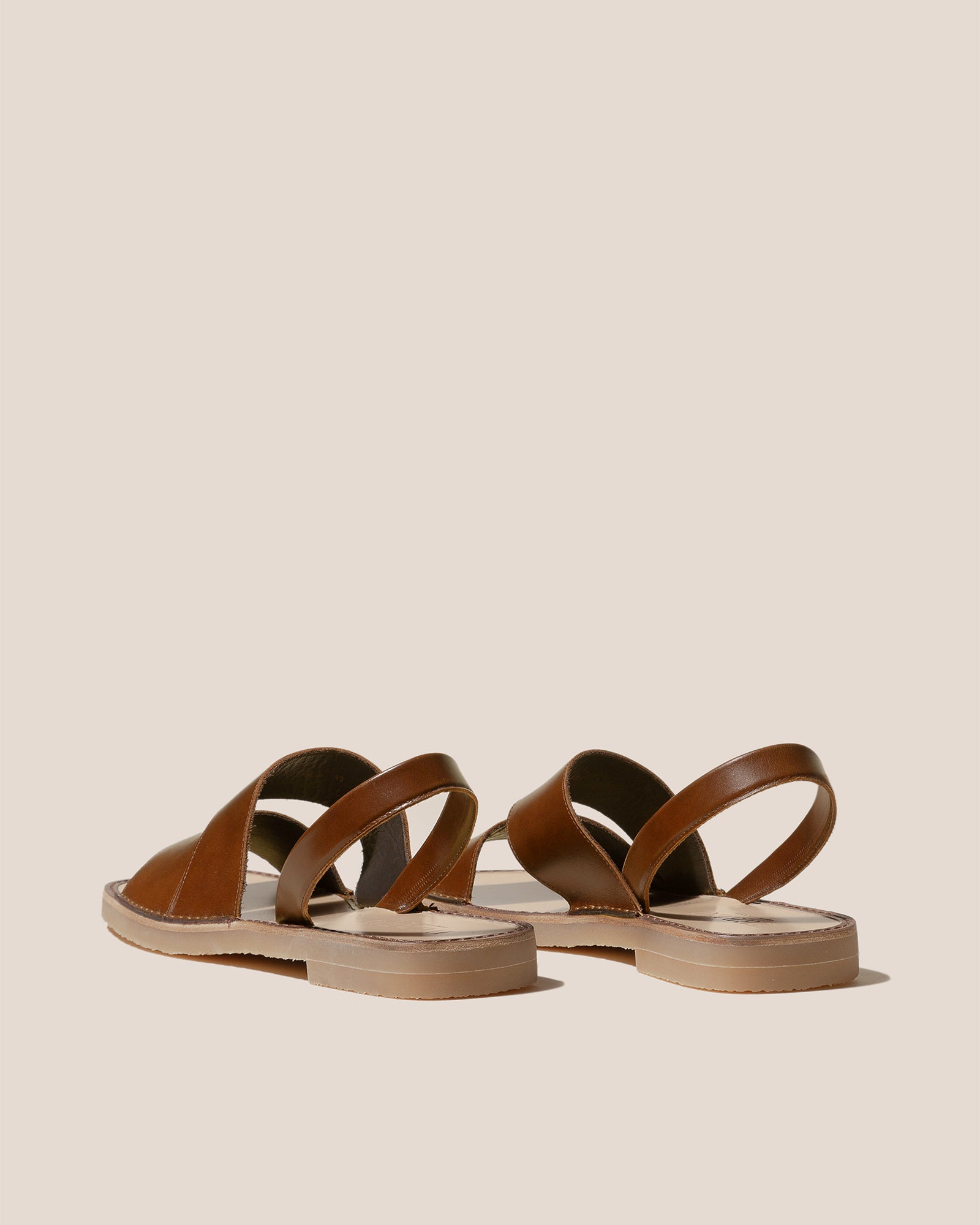 ALOC RUBBER - Men's Asymmetrical Sandal