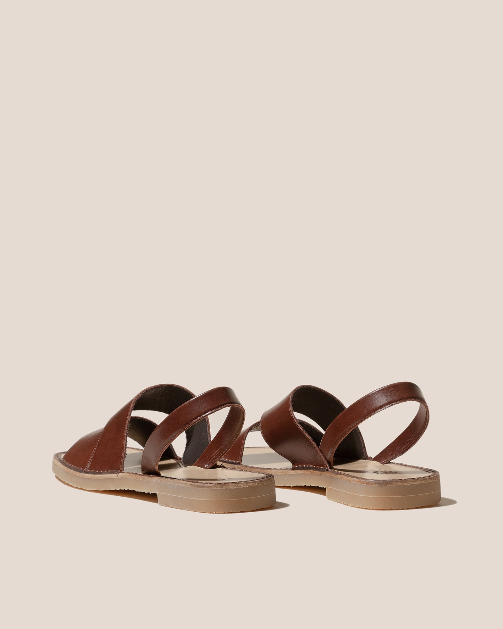 ALOC RUBBER - Men's Asymmetrical Sandal