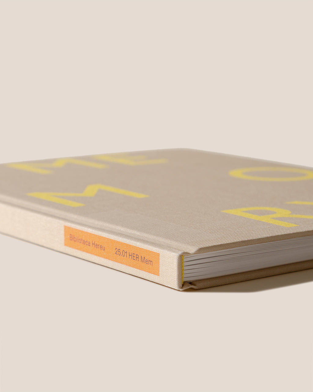 MEMORY. A PLAY OF TWOS - HEREU Photobook
