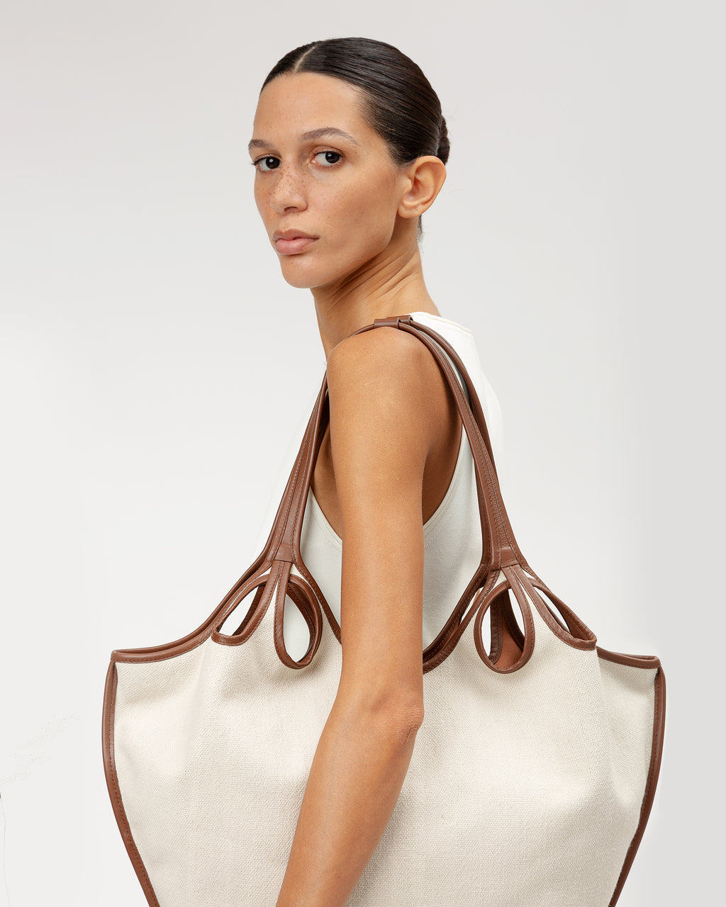 ESCALA LINEN - Cut-Out Tote Bag