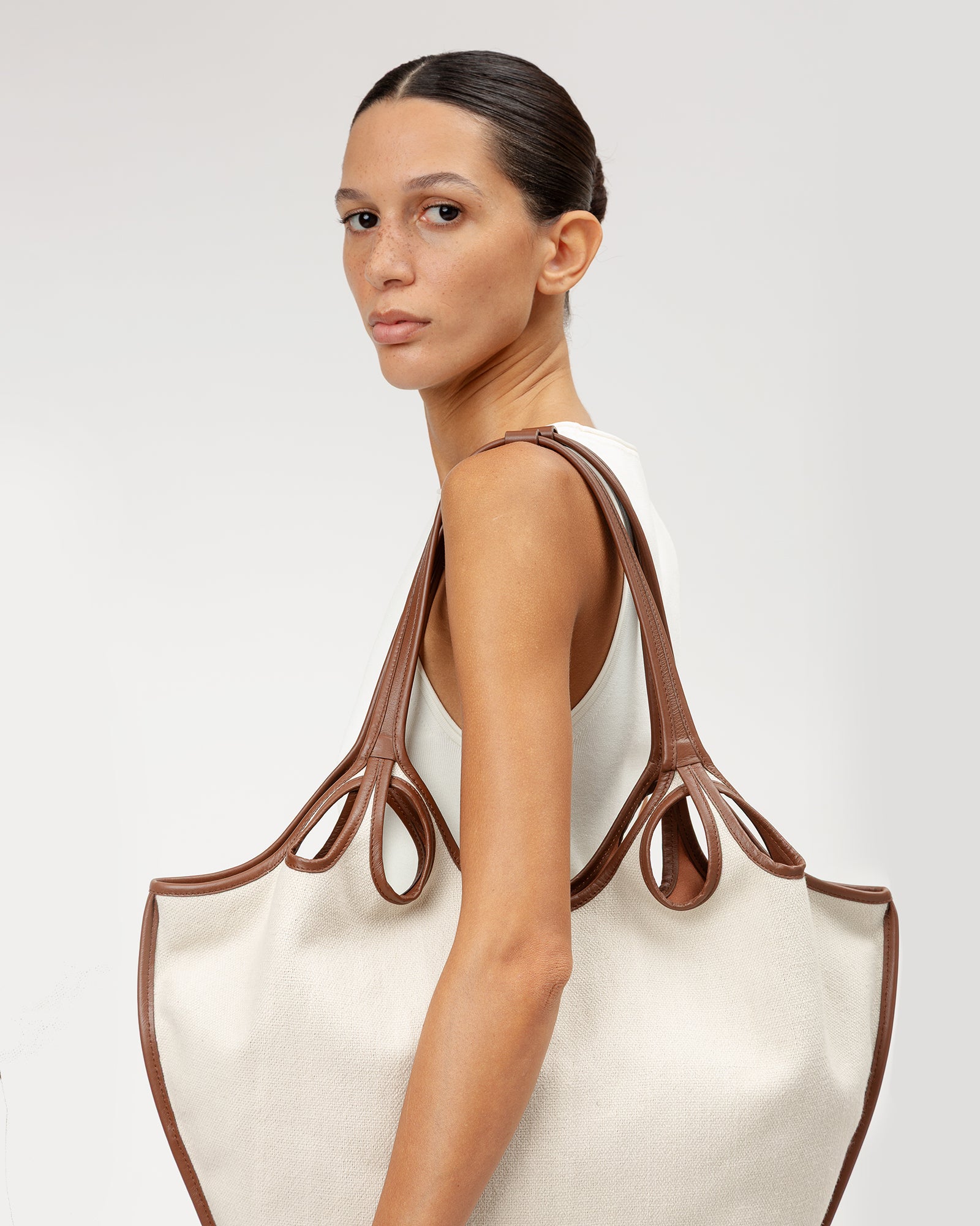 ESCALA LINEN - Cut-Out Tote Bag