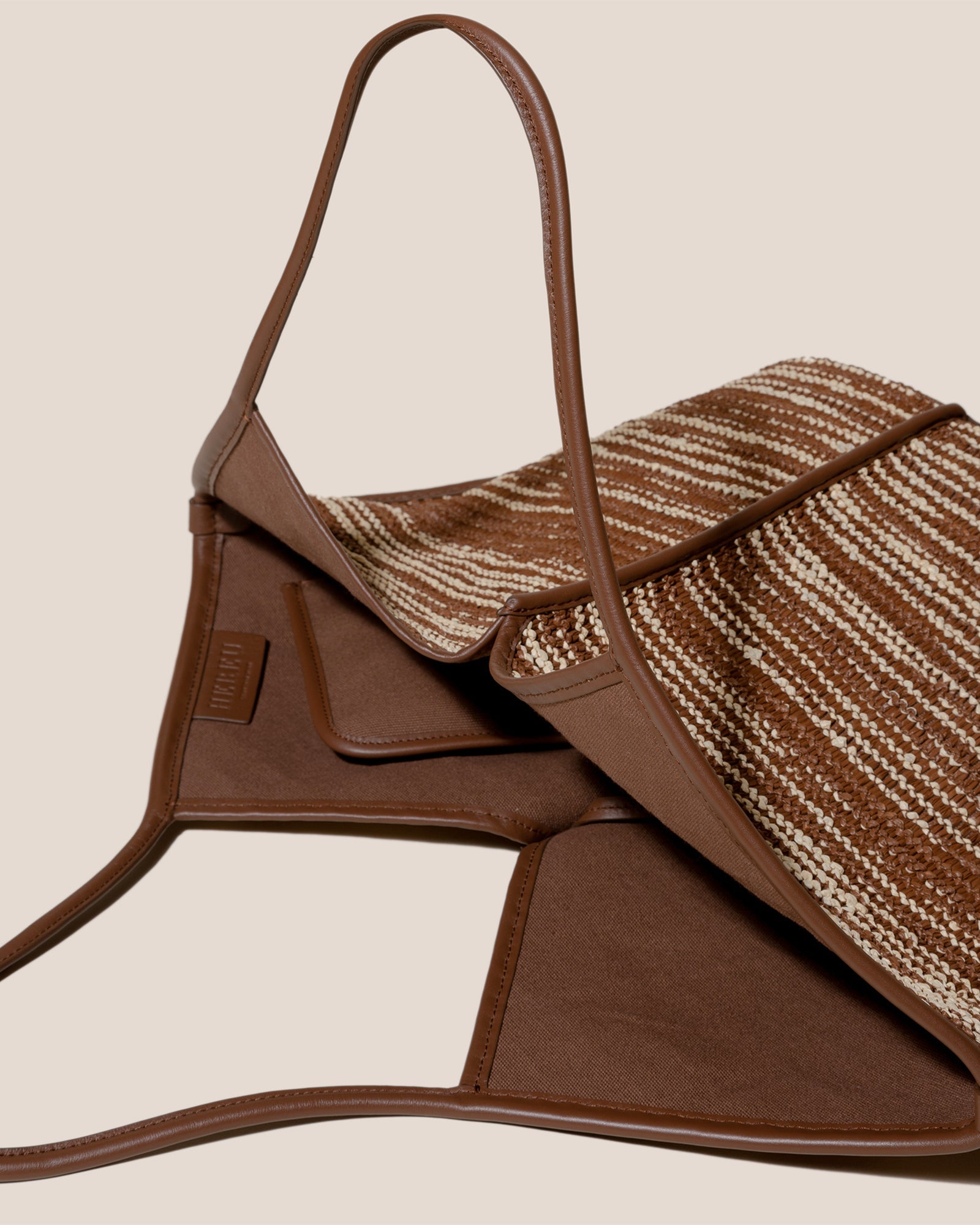 CALELLA RAFFIA BICOLOUR - Leather-trimmed Tote Bag – Hereu Studio
