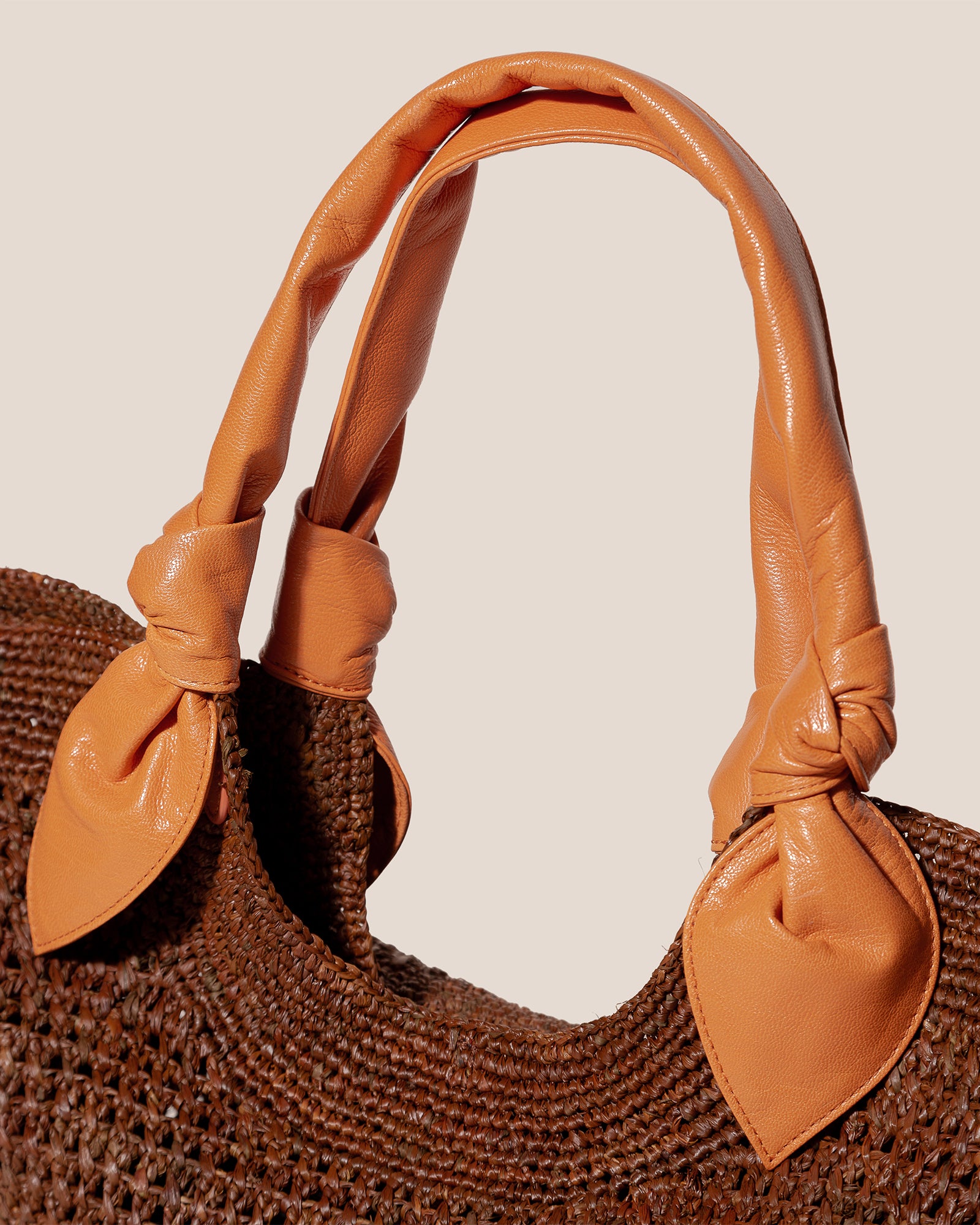 FONOL - Crocheted Raffia Basket