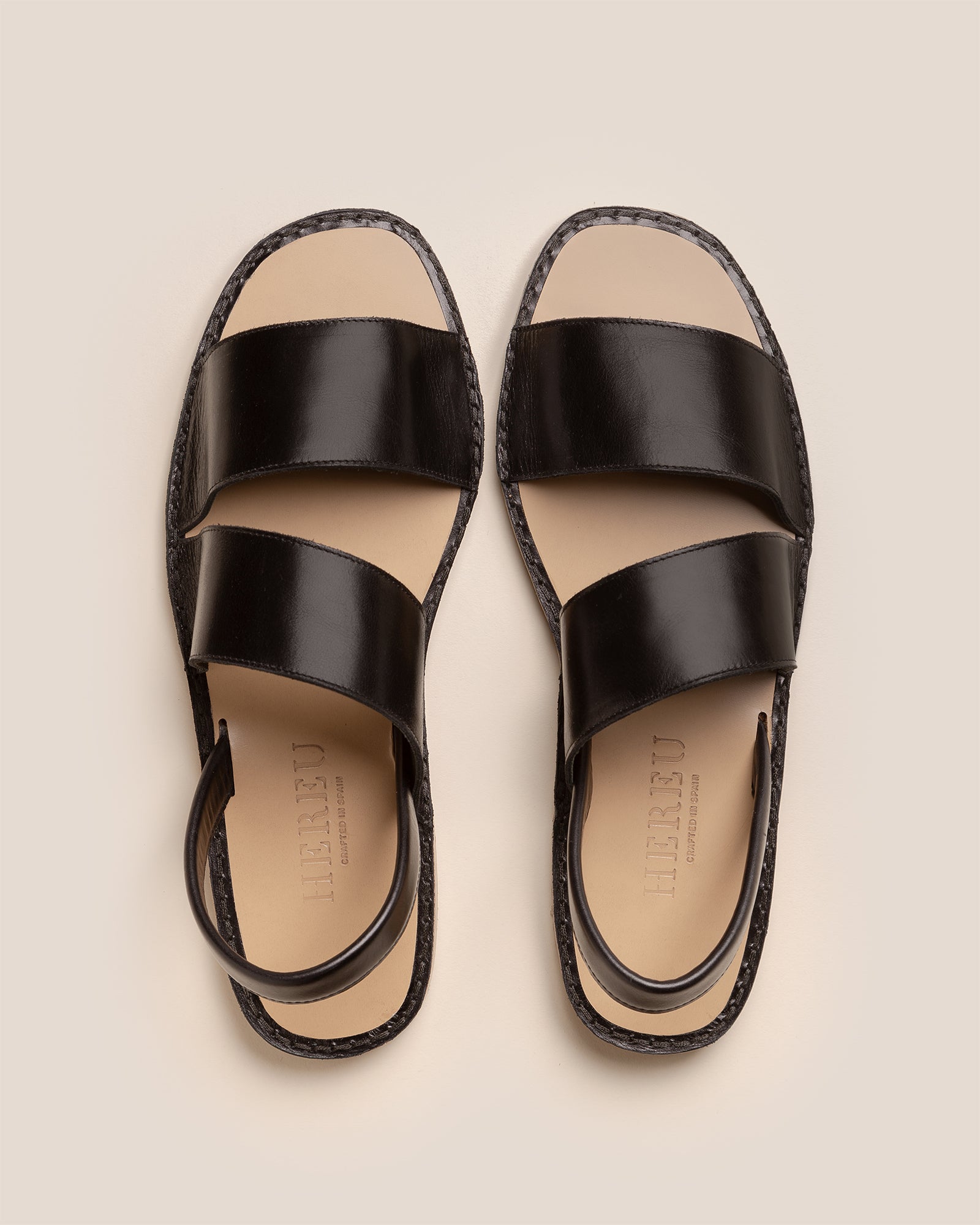 【関税込み】HEREU ブラック Aloc サンダル ALOC - Men's Asymmetrical Sandal – Hereu Studio