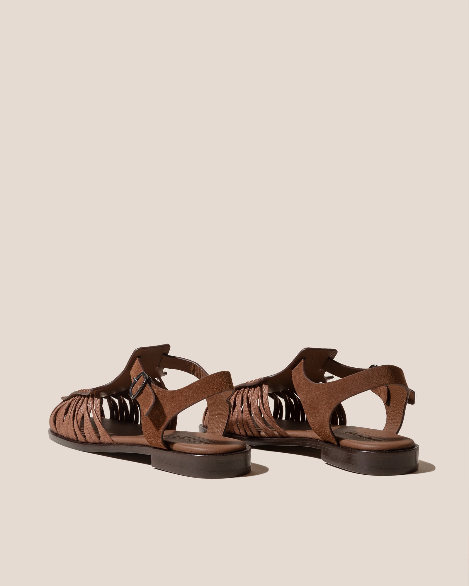 【関税込み】HEREU ブラウン Alaro サンダル Hereu Alaro レザーサンダル | ブラウン | FARFETCH JP
