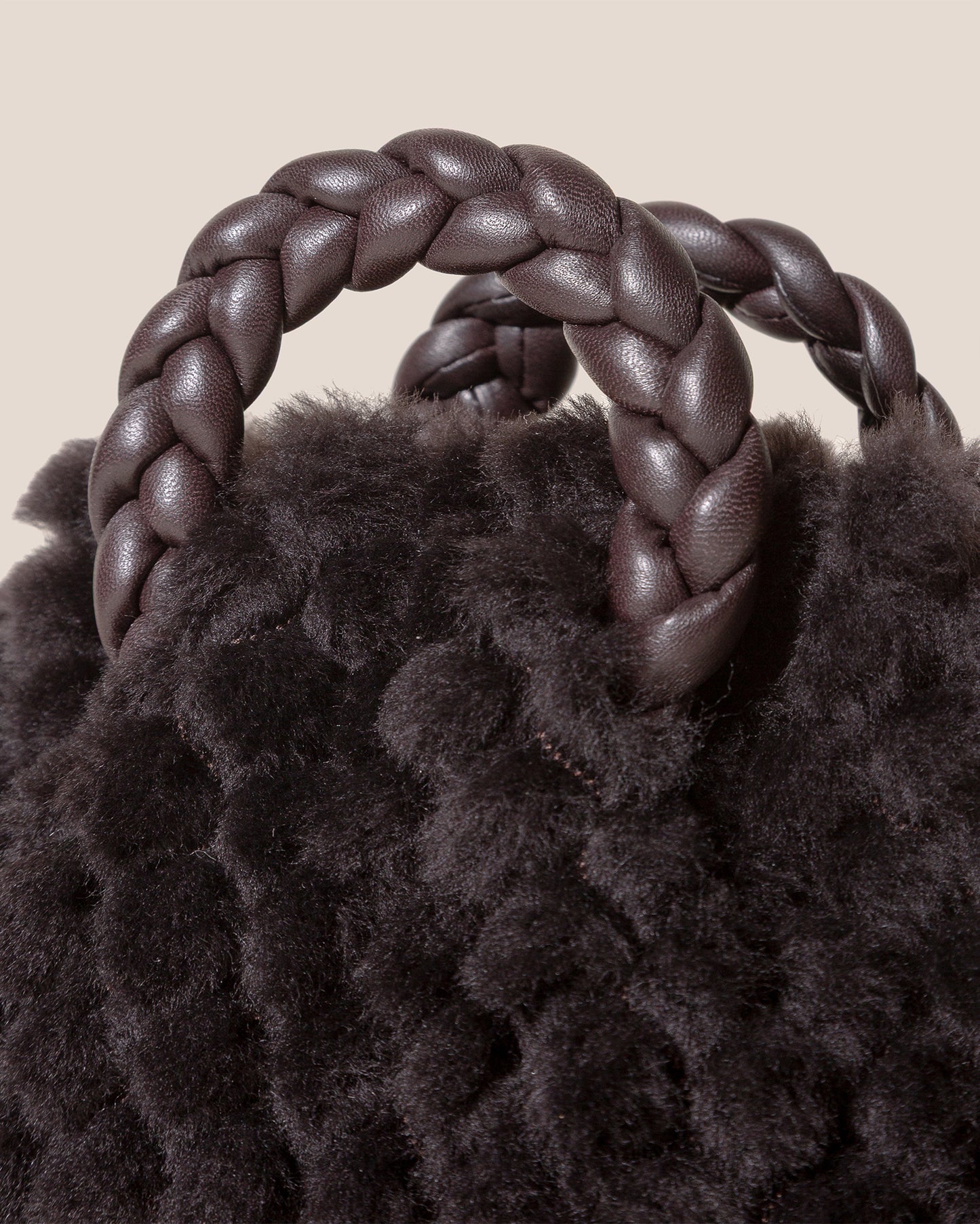 BOMBON QUILTED SHEARLING - Plaited-handle Leather Handbag