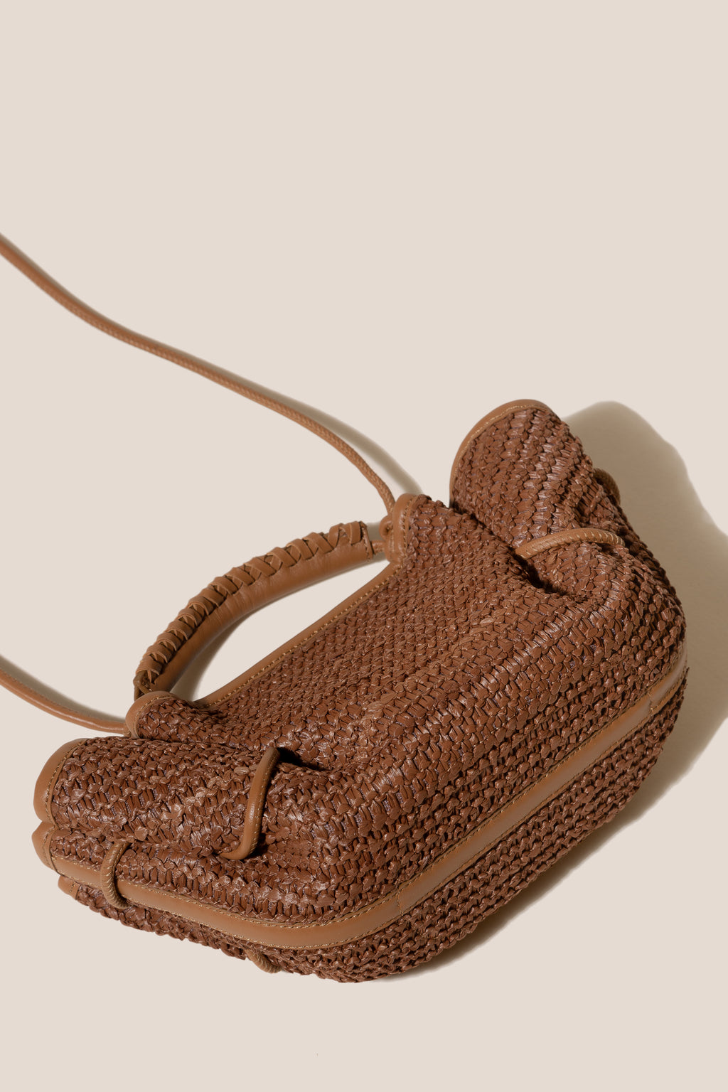 ARTA MINI RAFFIA - Pleated Crossbody Bag