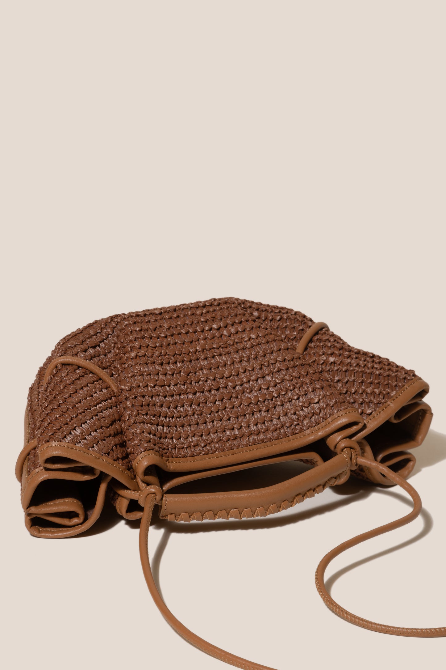 ARTA MINI RAFFIA - Pleated Crossbody Bag