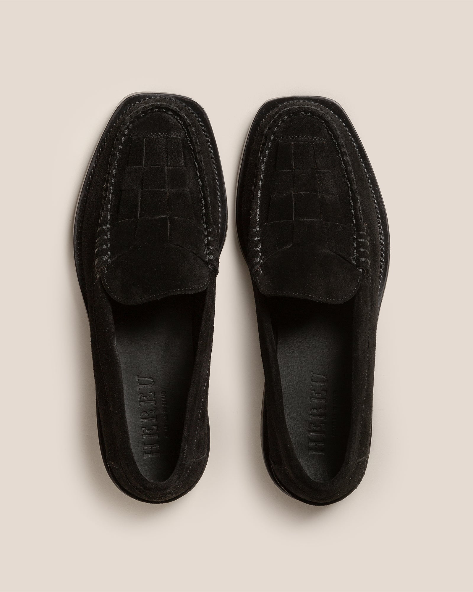 【関税込み】HEREU ブラック Nombela Veg Tan スリッポン NOMBELA VEG TAN - Men's Interwoven Detail Slip-on Loafer