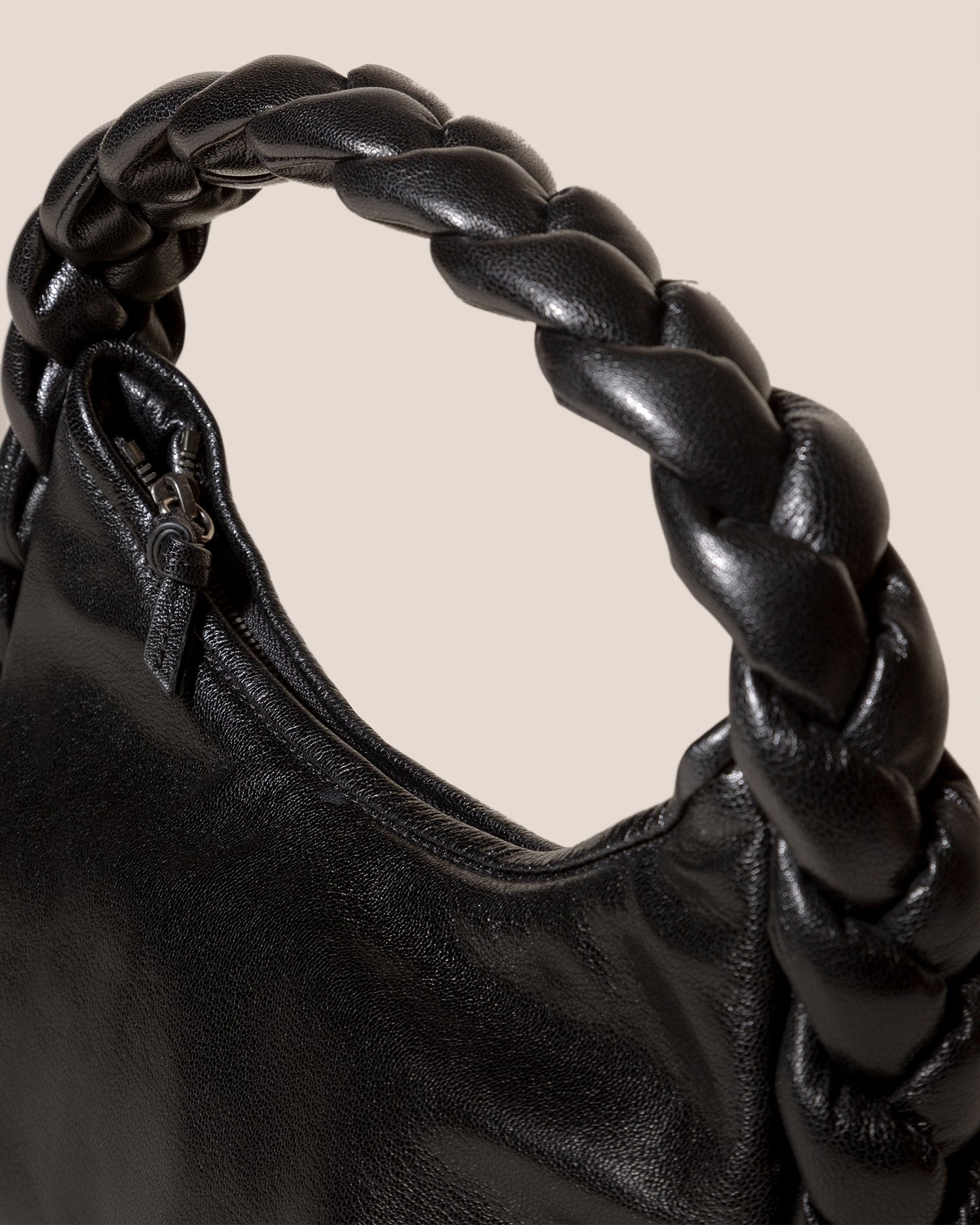 ESPIGA SHINY - Plaited Padded-detail Shoulder Bag