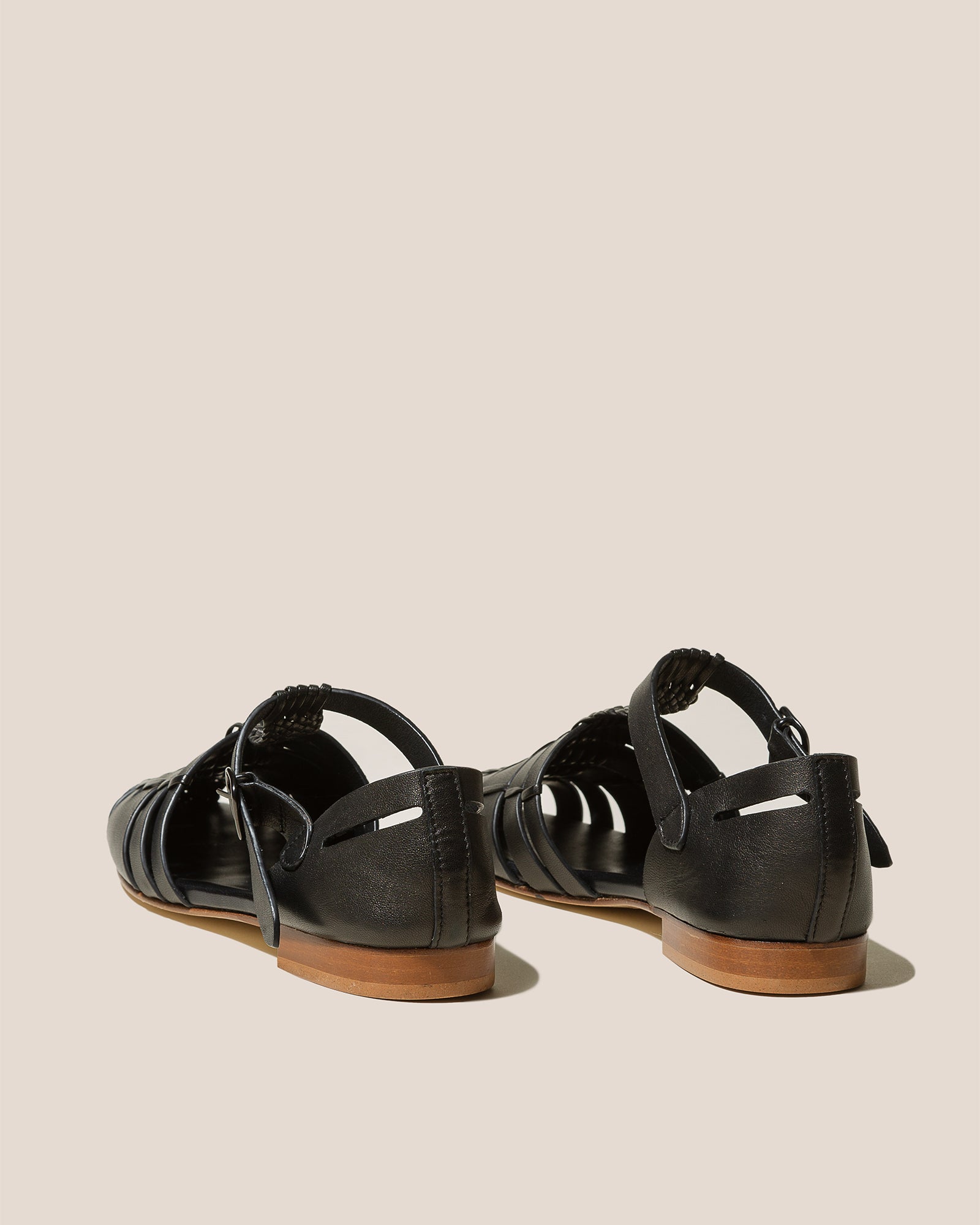 ブランド一覧 | ワールド オンラインストア Sandal Studio Hereu – Shoes For-All 靴