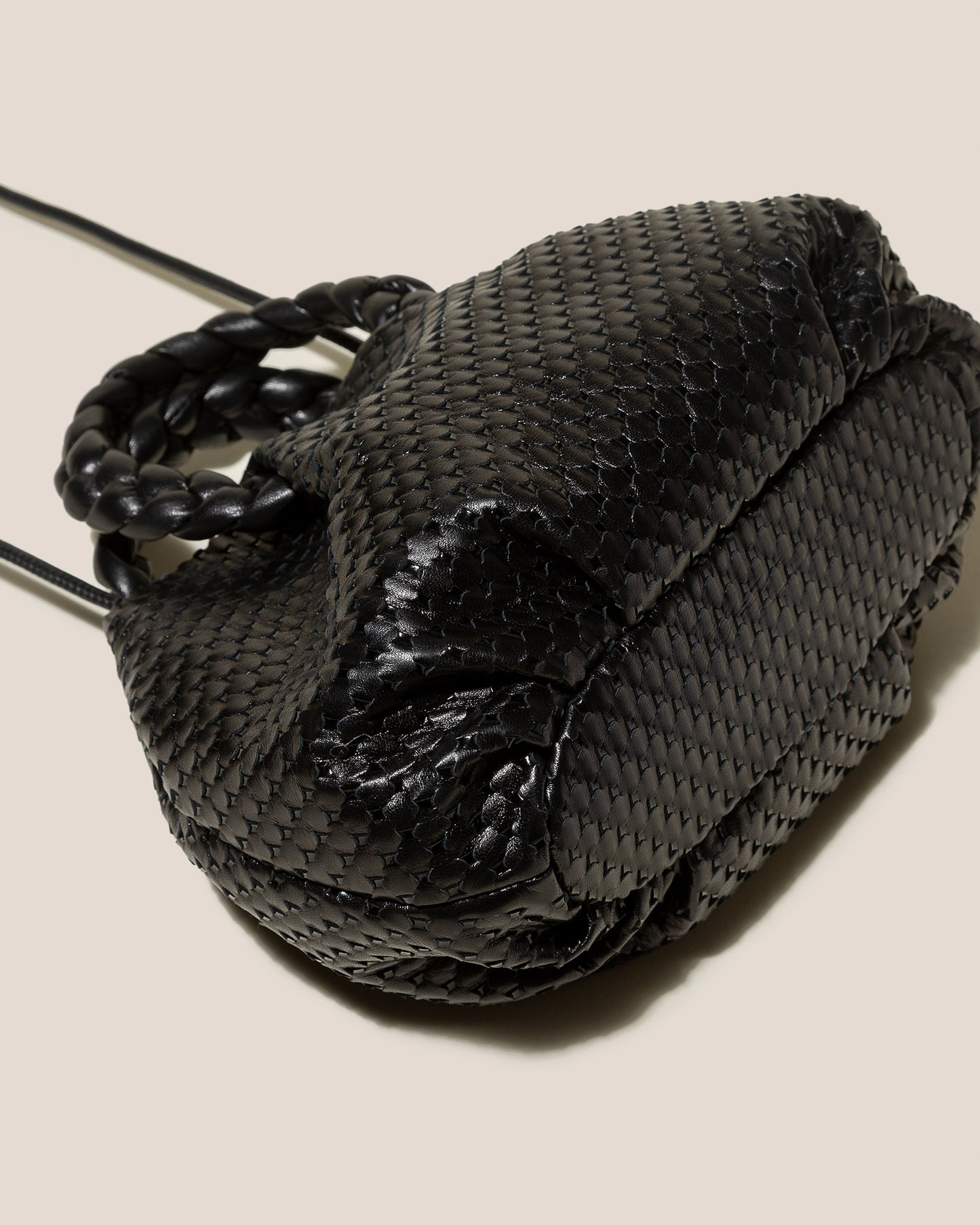 BOMBON M WOVEN - Plaited-handle Leather Crossbody Bag