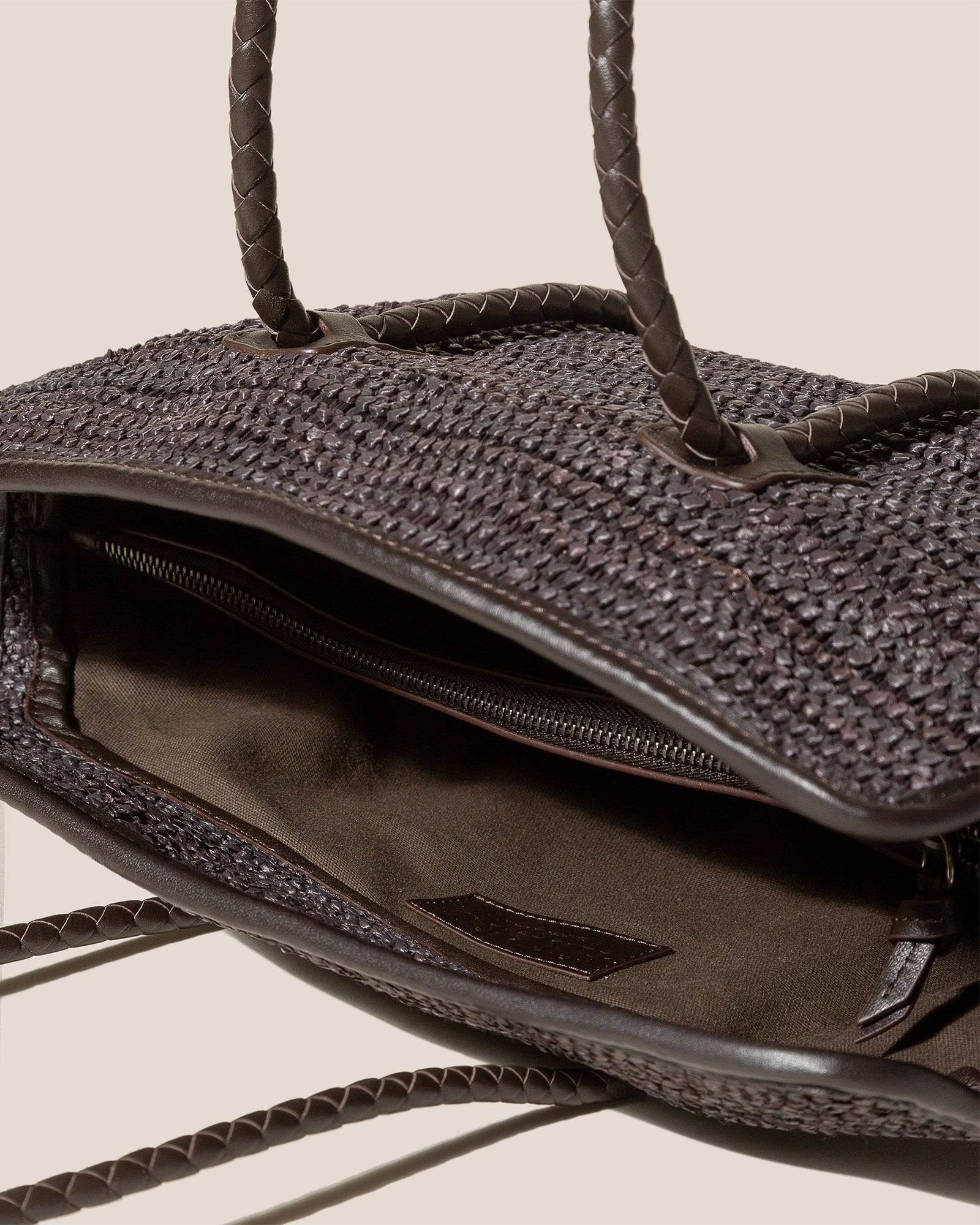 【HEREU】FORNA STRIPED RAFFIA Leather Framed Shoulder Bag FORNA STRIPED RAFFIA - Leather Framed Shoulder Bag – Hereu