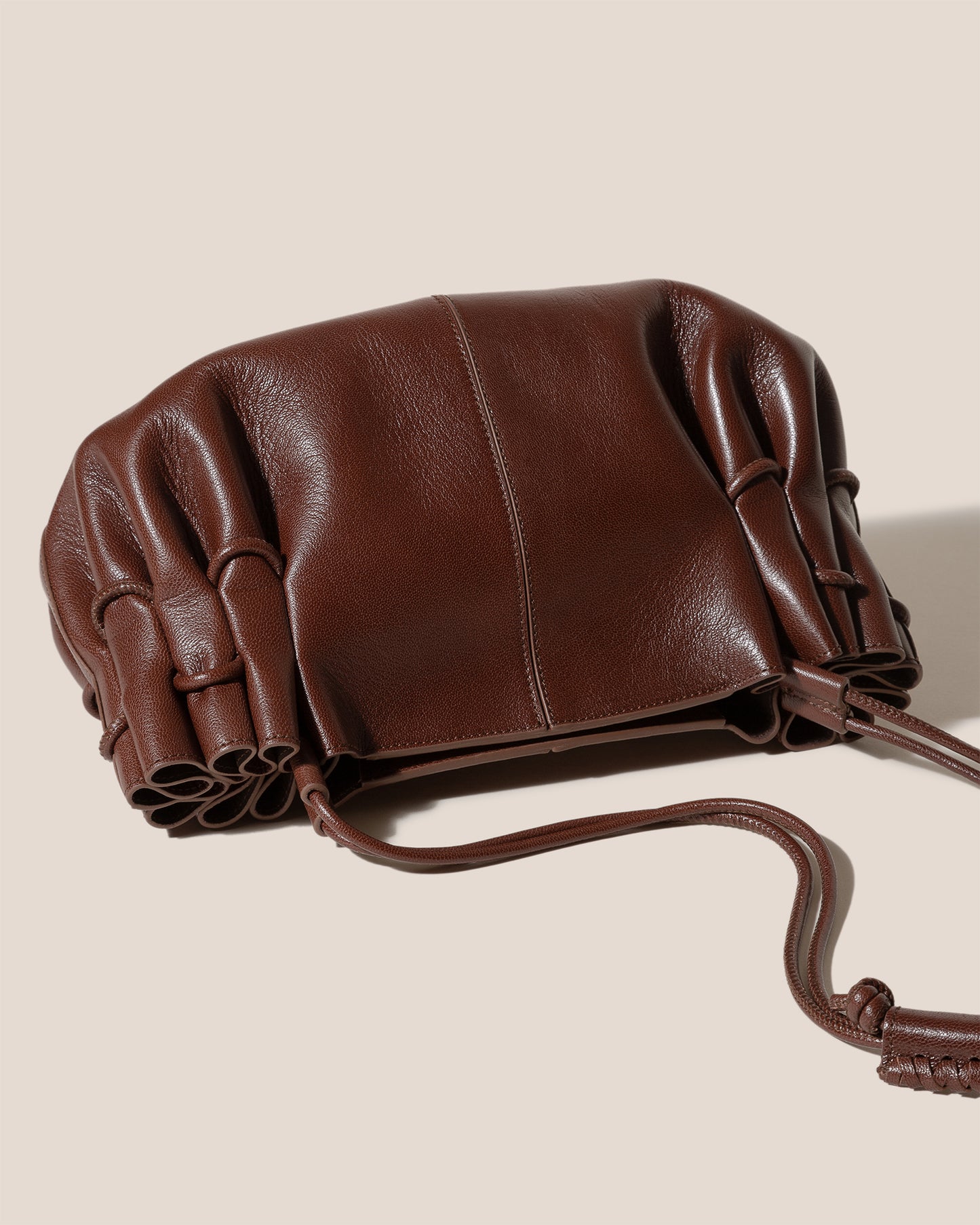 ARTA - Pleated Shoulder Bag