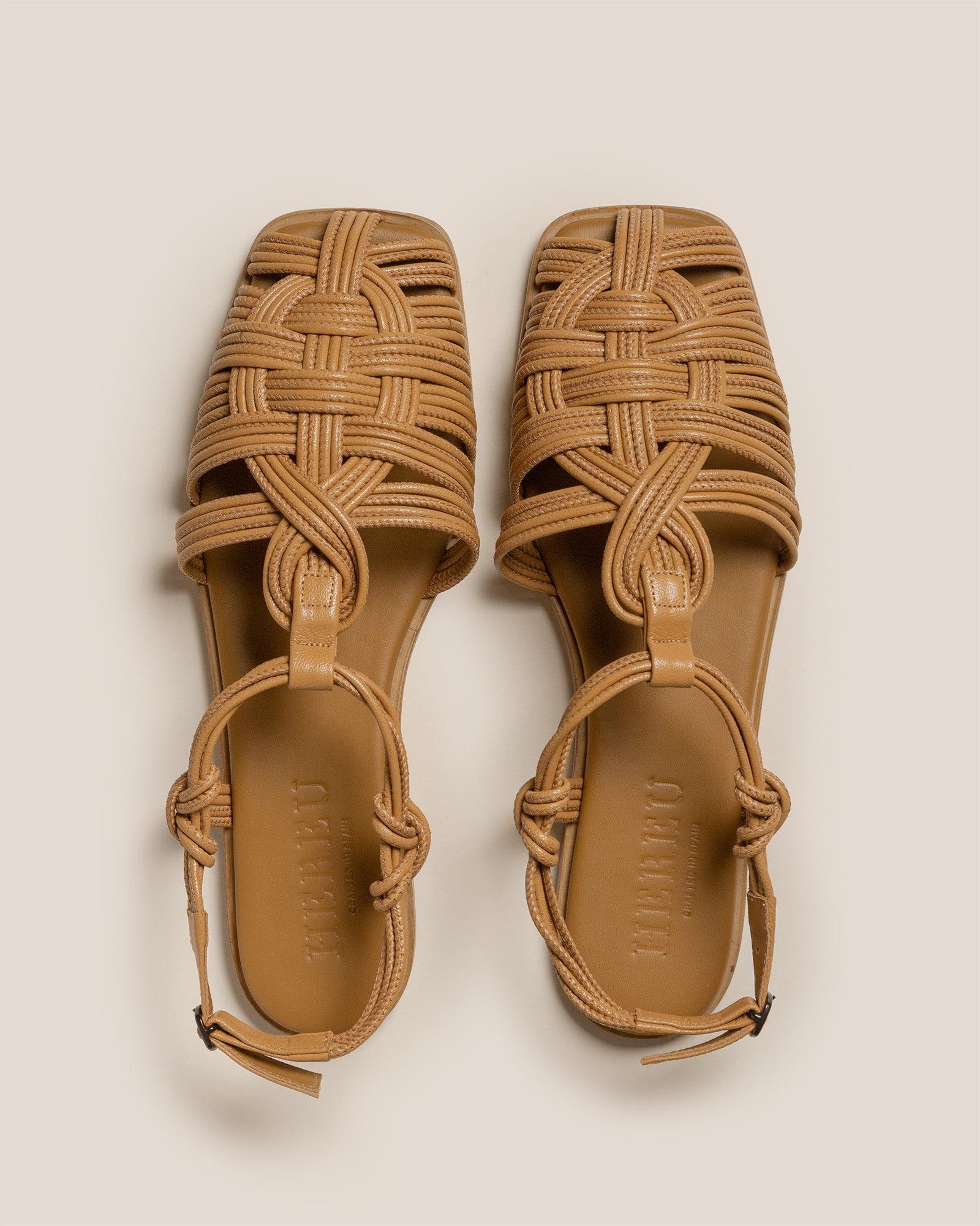 【HEREU】MANTELLA SUPPLE SHINY Strappy Fisherman Sandal MANTELLA SUPPLE SHINY - Strappy Fisherman Sandal – Hereu Studio