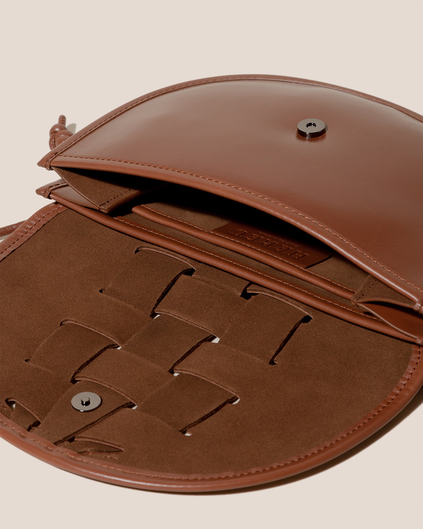 LLUNA NOVA - Interwoven Front Detail Crossbody Bag