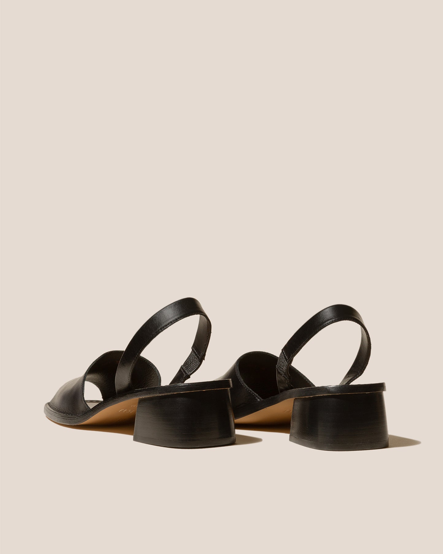 ALTET - Abarca Heeled Sandal