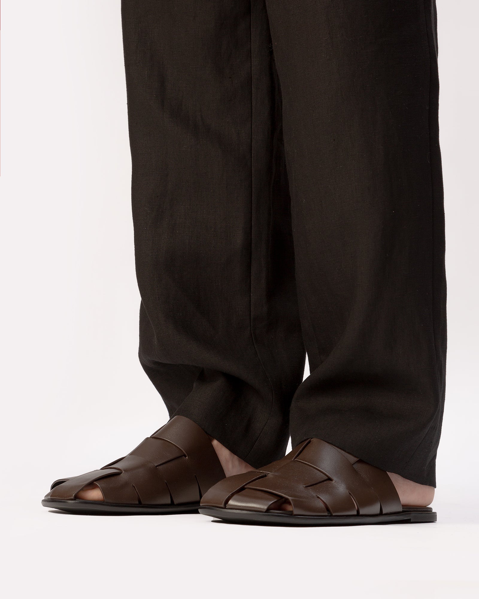 DIRA SLIM - Men's Interwoven Mule – Hereu Studio