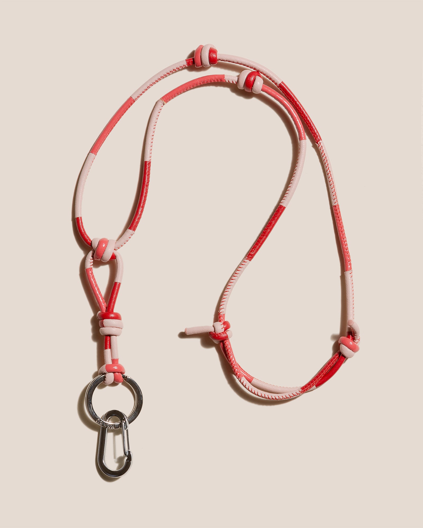 GERANI KEYCHAIN - Hand-Knotted Patchwork Keychain