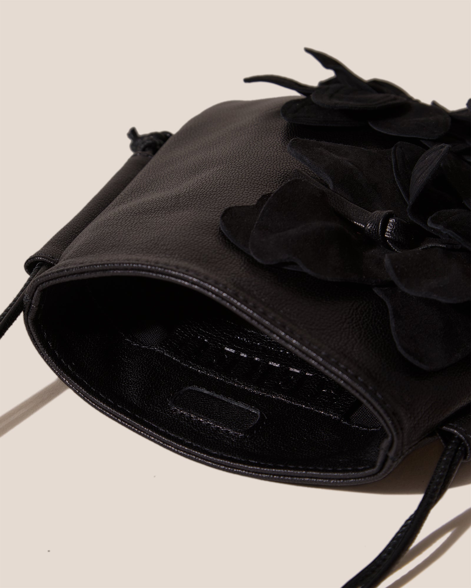 FLORIT - Flower-Detail Crossbody Bag